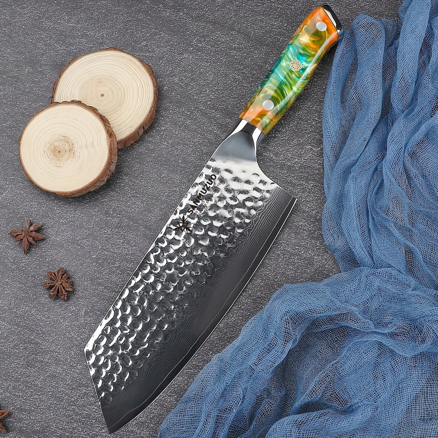A Knife for Cutting Vegetables in The Kitchen, Made of Hammered Damascus Steel with a Resin Handle, from The YAO Series, Measuring 19.05 cm.