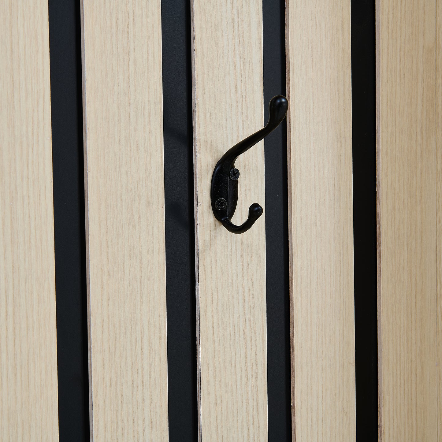 Garderobekast – Kledingkast – Kleerkast – Halmeubel – Opbergkast – Smal Design – Spiegeldeur en Uittrekbare Kledingstang – Bankje met Opbergruimte – MDF Houtlook