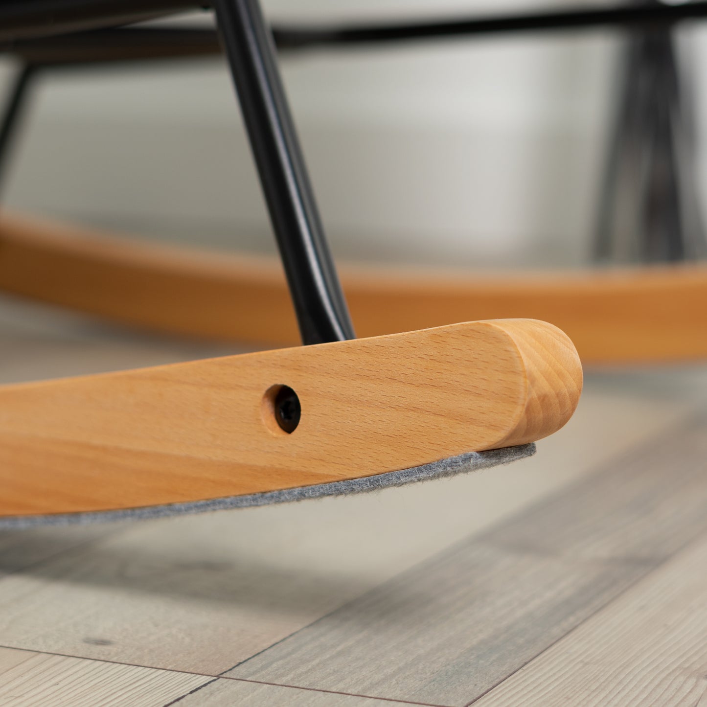 Schommelstoel – Schommelstoel Stoel Relaxstoel Rocking Chair – Grijs – Scandinavisch Design – Beukenhout Frame – Metaal – 66x84x97 cm – Comfortabele Hoogwaardige Schuimvulling