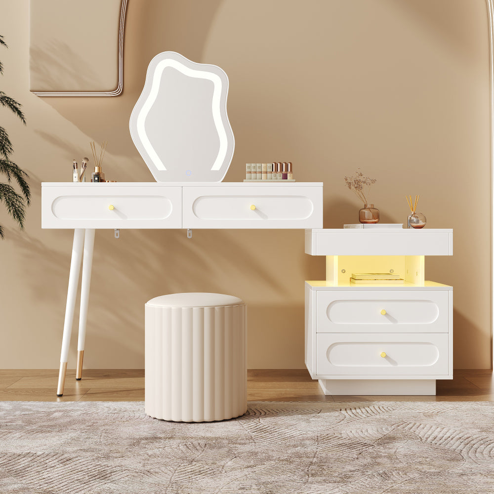 Kaptafel – Make-up Tafel – Dressing Table – Schoonheidstafel – Opbergmeubel – Modern Wit – Met 4 Lades en Open Plank – Compact Ruimtebesparend Ontwerp – Stevig Metalen Frame met Gouden Knoppen – Inclusief Kledingrek – 140x40x130 cm