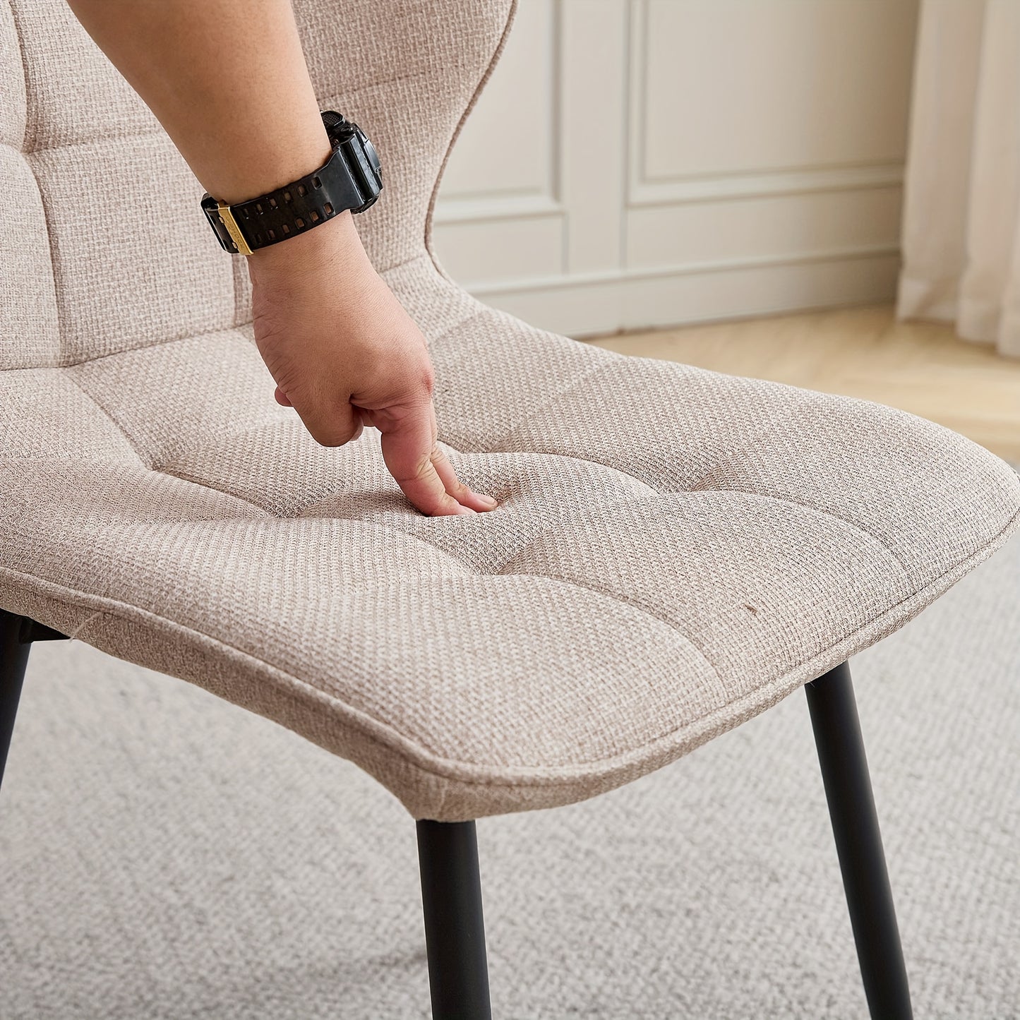 Eetkamerstoel – Stoel – Kuipstoel – Bureaustoel – Fauteuil – Linnen Bekleding – Metalen Onderstel – Set van 4 – Ergonomisch en Comfortabel – Scandinavisch Design