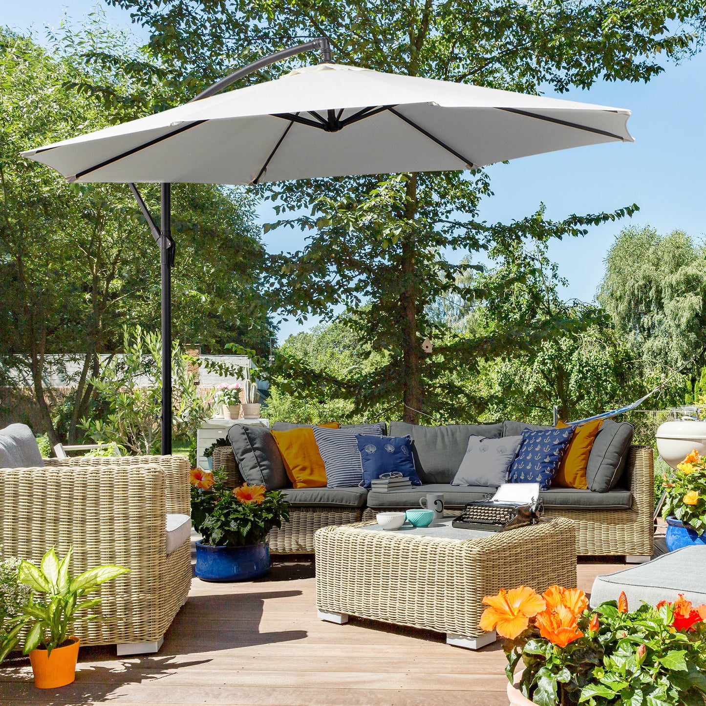 Parasol – Tuinparasol – Zonnescherm – Buitenparasol – Terrasparasol – Crèmekleurig – Diameter 3 Meter – Stalen Frame – Handmatige Kurkbediening