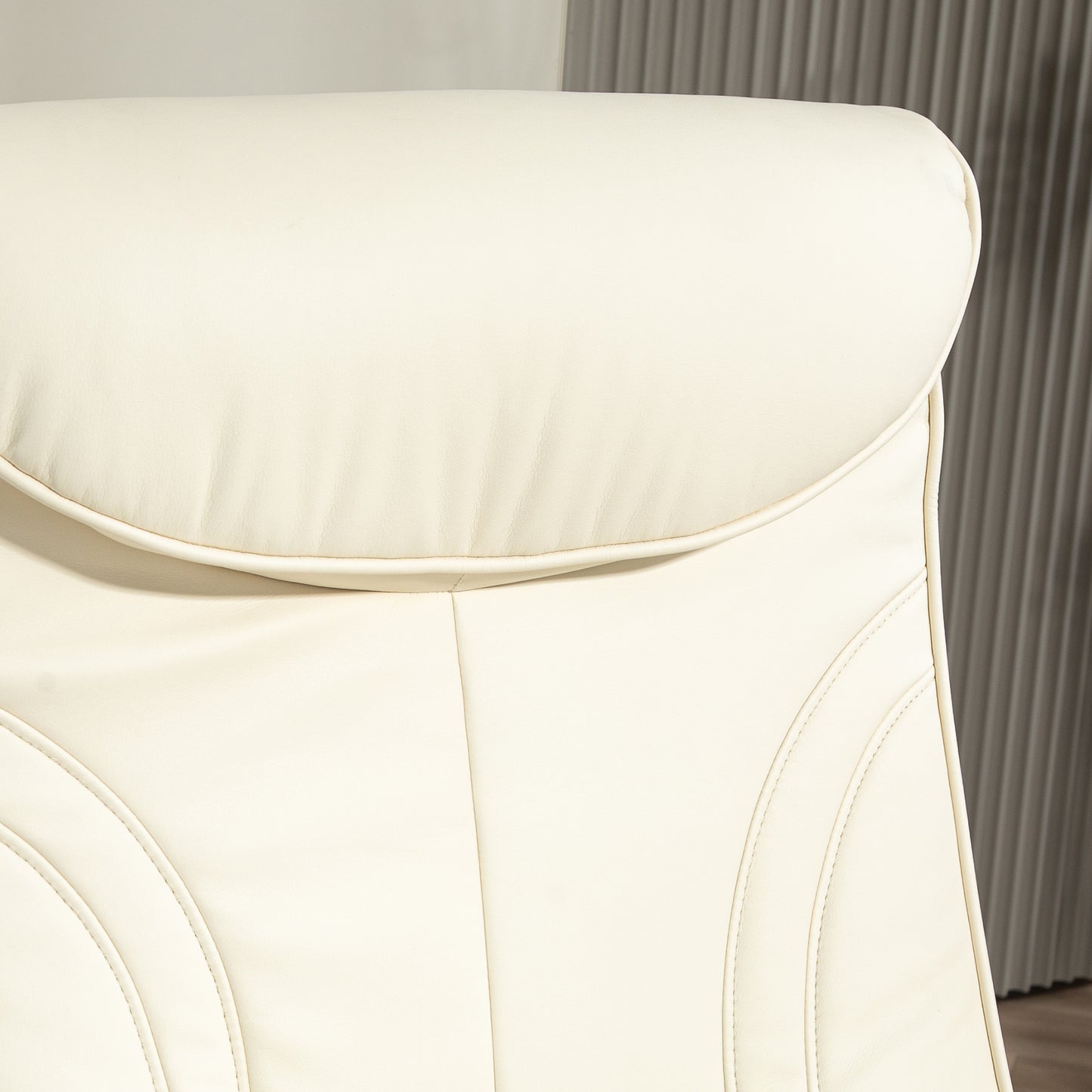 Fauteuil – Relaxstoel – Schommelstoel – Zithoekstoel – Lounge Fauteuil – Verstelbare Rugleuning Tot 135° – Synthetische Bekleding Met Houten Onderstel – Wit