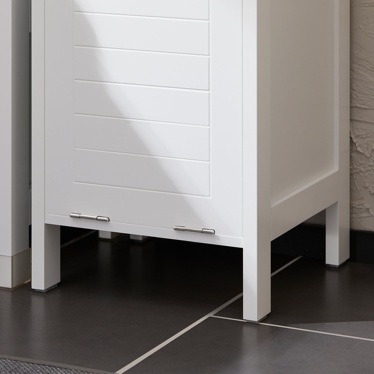 Badkamerkast – Kolomkast – Opbergkast – Smalle Kast – Vloerkast – Met Wasmand – 30x30x145 cm Wit – MDF & Bamboe
