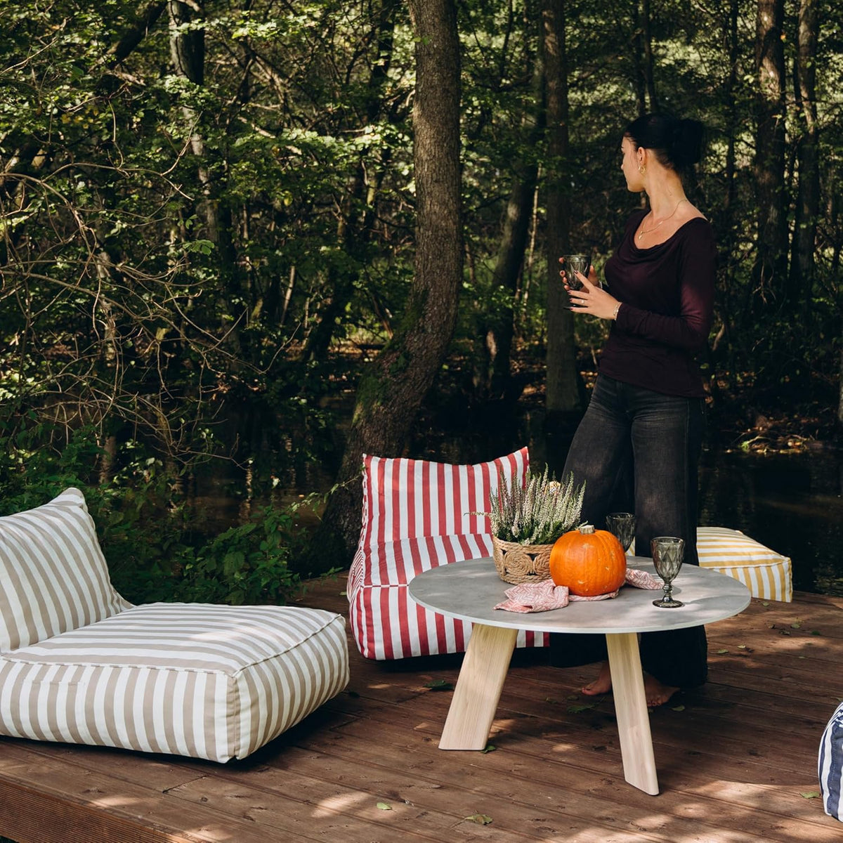 Gutekissen Zitzak voor volwassenen XXL, outdoor zitkussen, weerbestendig, in gestreept design, comfortabele loungestoel voor terras, balkon, tuin en patio, uv-bestendig, 72 x 102 x 65 cm (beige)