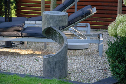 dobar® 96160e Venus Tuinfontein, groot design, terrasfontein met ledverlichting, waterval van polyhars, fontein voor buiten, decoratieve sierfontein, 31,5 x 31,5 x 79,5 cm