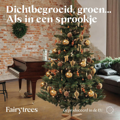 FairyTrees Kunstkerstboom – Nordmann, 220 cm, Realistische PVC-naalden, Handgemaakte essenhouten standaard, Made in EU.