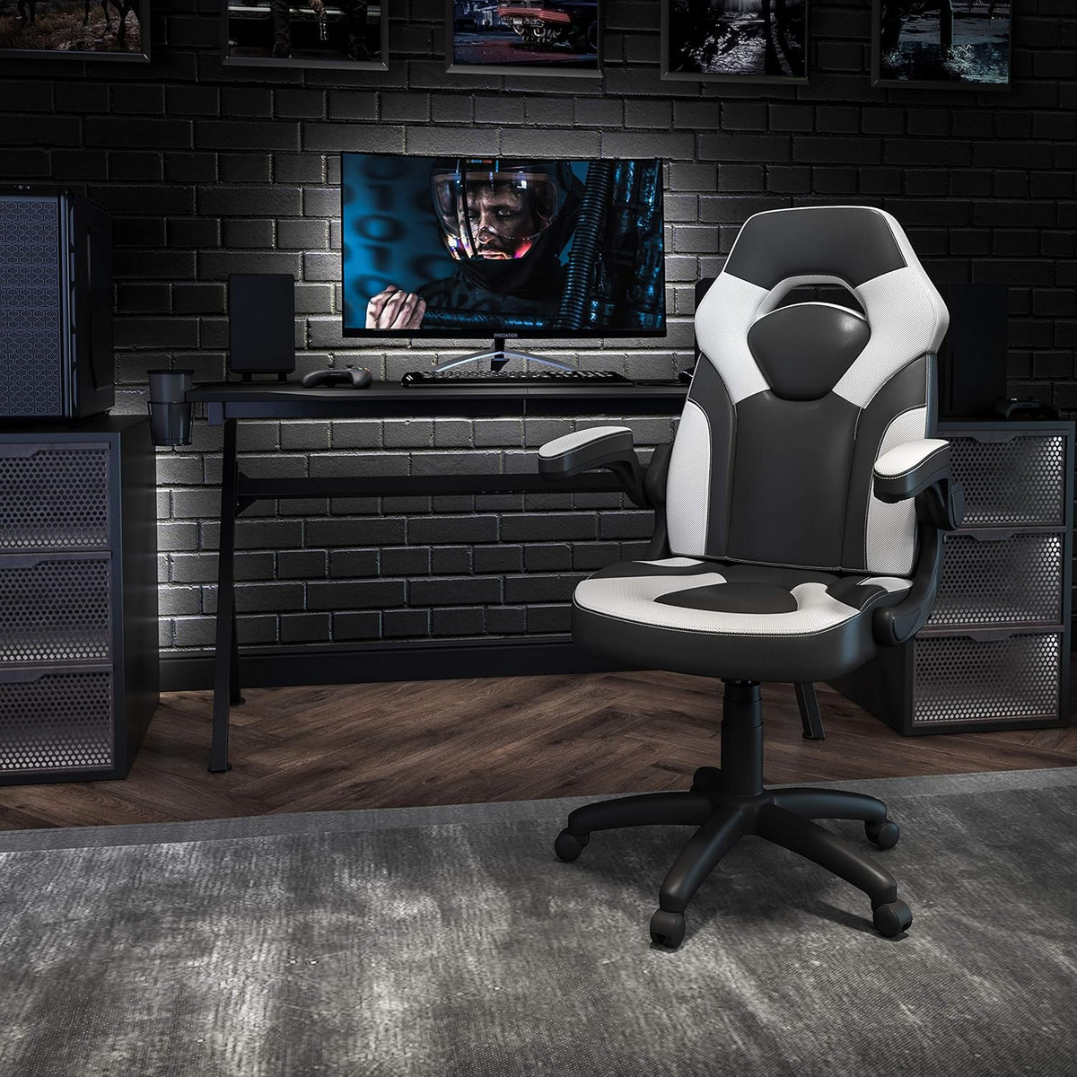 Flash Furniture X10 Gamingstoel, ergonomische bureaustoel voor pc- en gaming-setups, verstelbare gamerstoel met rugsteun, LeatherSoft, wit/zwart