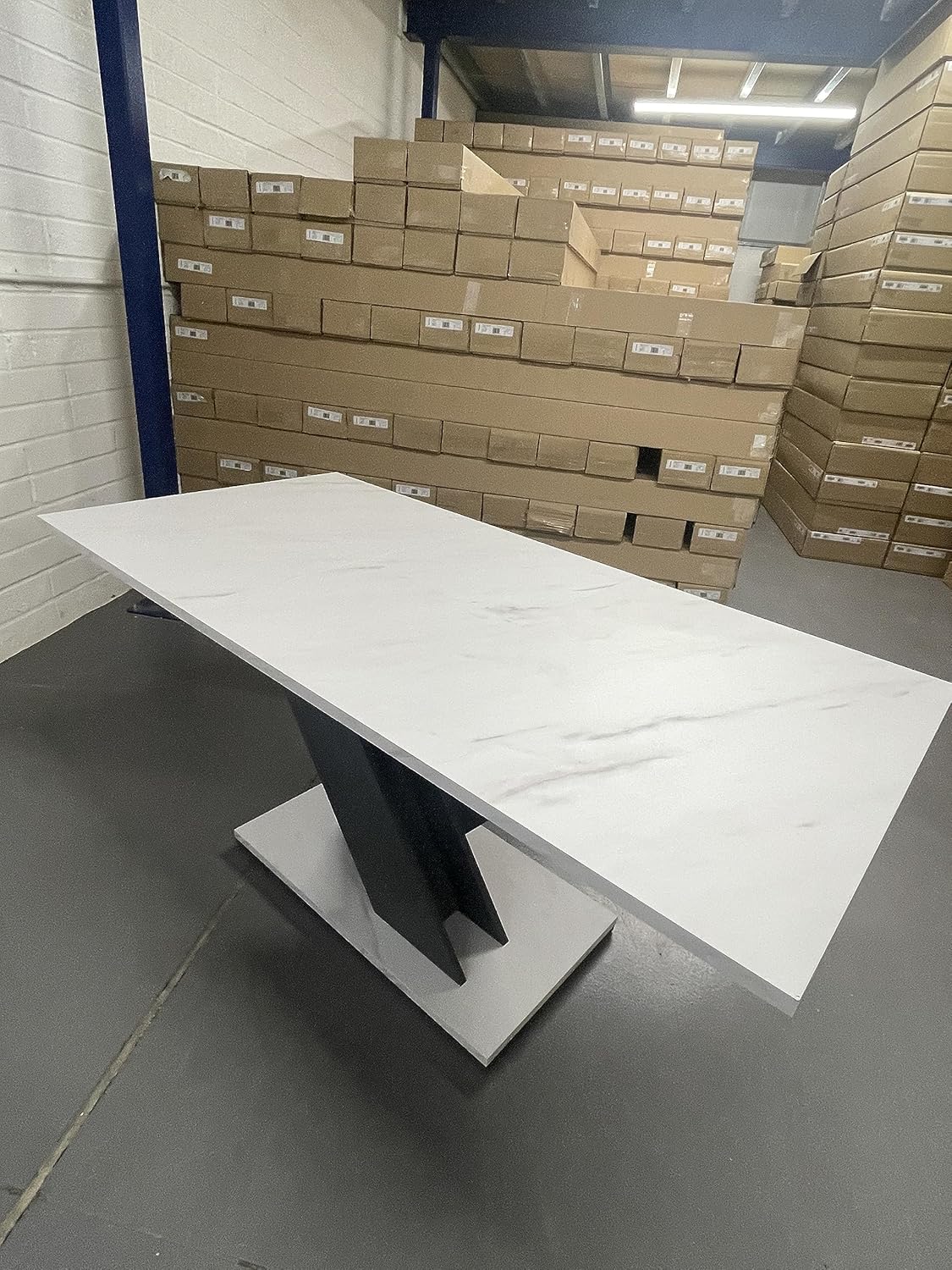 Uitschuifbare Eettafel – Moderne Tafel – Eetkamertafel – Uitschuiftafel – Marmerlook Tafel – 120-160 cm Lengte – Grijs V-Pootontwerp
