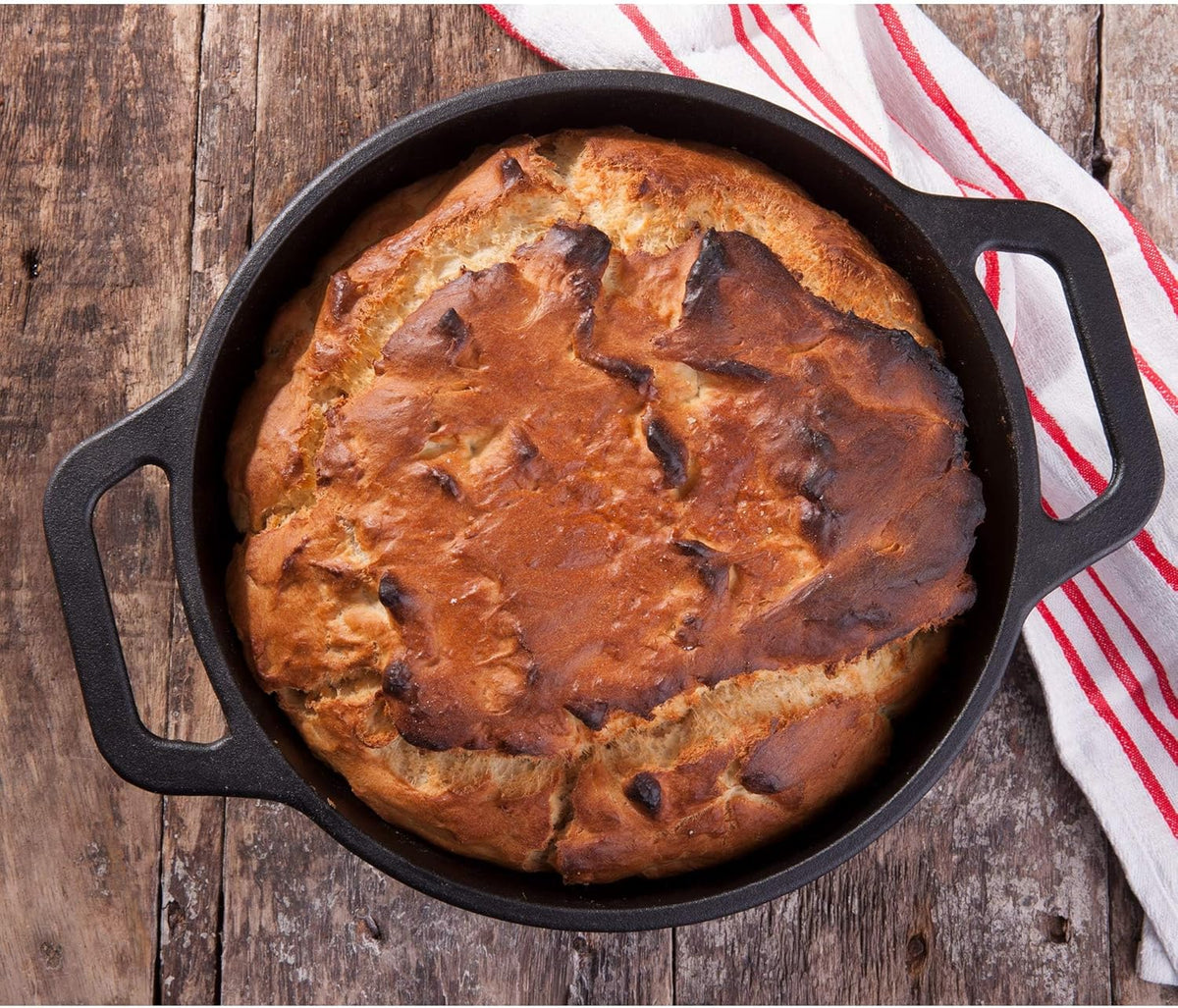 Victoria Dutch Oven Inductie Geëmailleerd Gietijzer 29cm, Cocotte 6,6L, PTFE en PFOA vrij, Geschikt voor Vuur, Barbecue, Oven, Kookplaat, Keramische kookplaat, Gas