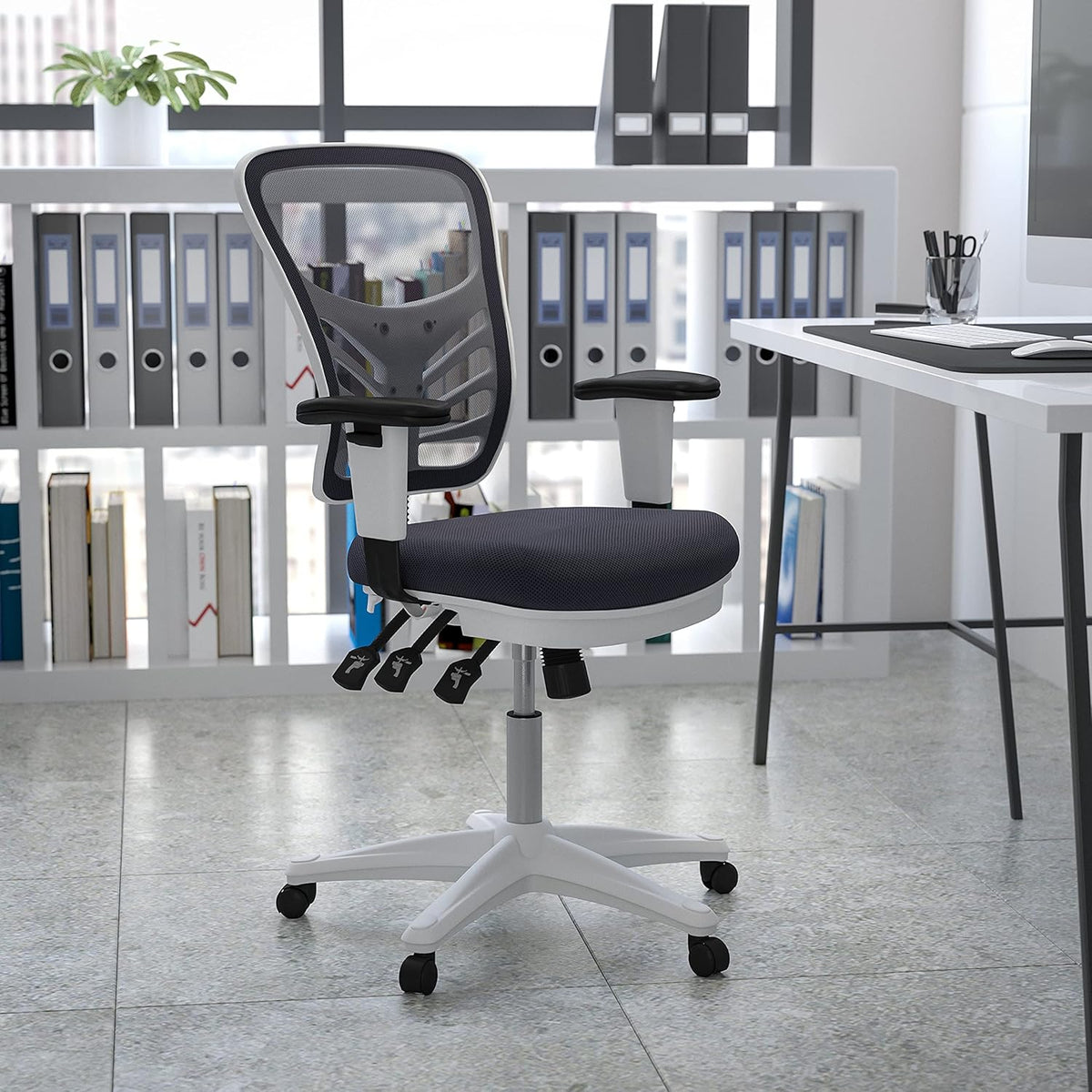 Flash Furniture Bureaustoel, schuimgaas, metaal, kunststof, hout, zwart, 68,58 x 64,77 x 112,4 cm