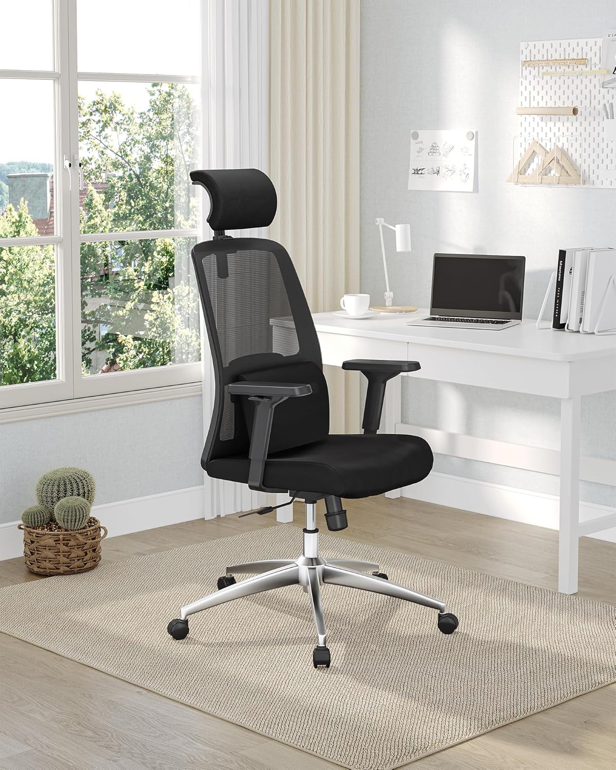 Hzuaneri Ergonomic Office Chair, Computer Chair, Gaming Chair, Mesh Chair, Adjustable Lumbar Support and Headrest, Maximum Load Capacity r150kg, Height Adjustable, Black ON00199B