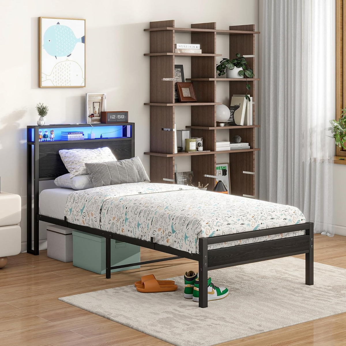 Bed van metaal en hout, 90 x 200 cm, met lattenbodem, USB-oplaadfunctie type C, hoofdeinde met opbergruimte, voor gasten of jongeren, zwart