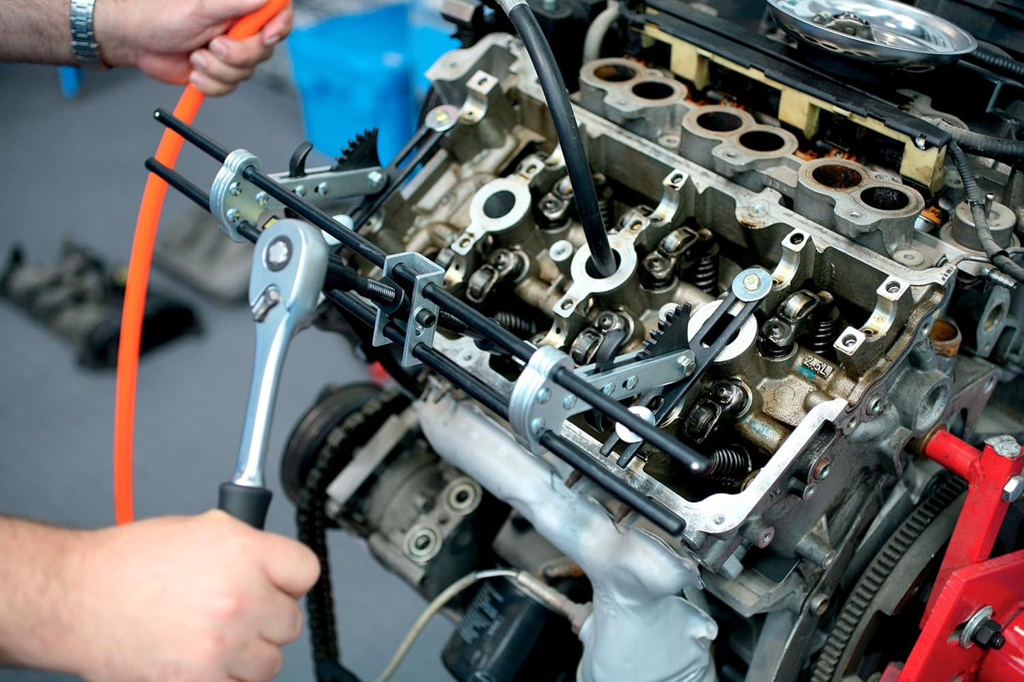 Klepverencompressor – Klepveerverwijderaar – Ventielveer Compressor – Klepveertool – Verbrandingskamerdruk Gereedschap – Universeel SOHC en DOHC – Inclusief 22 mm Persluchtadapter