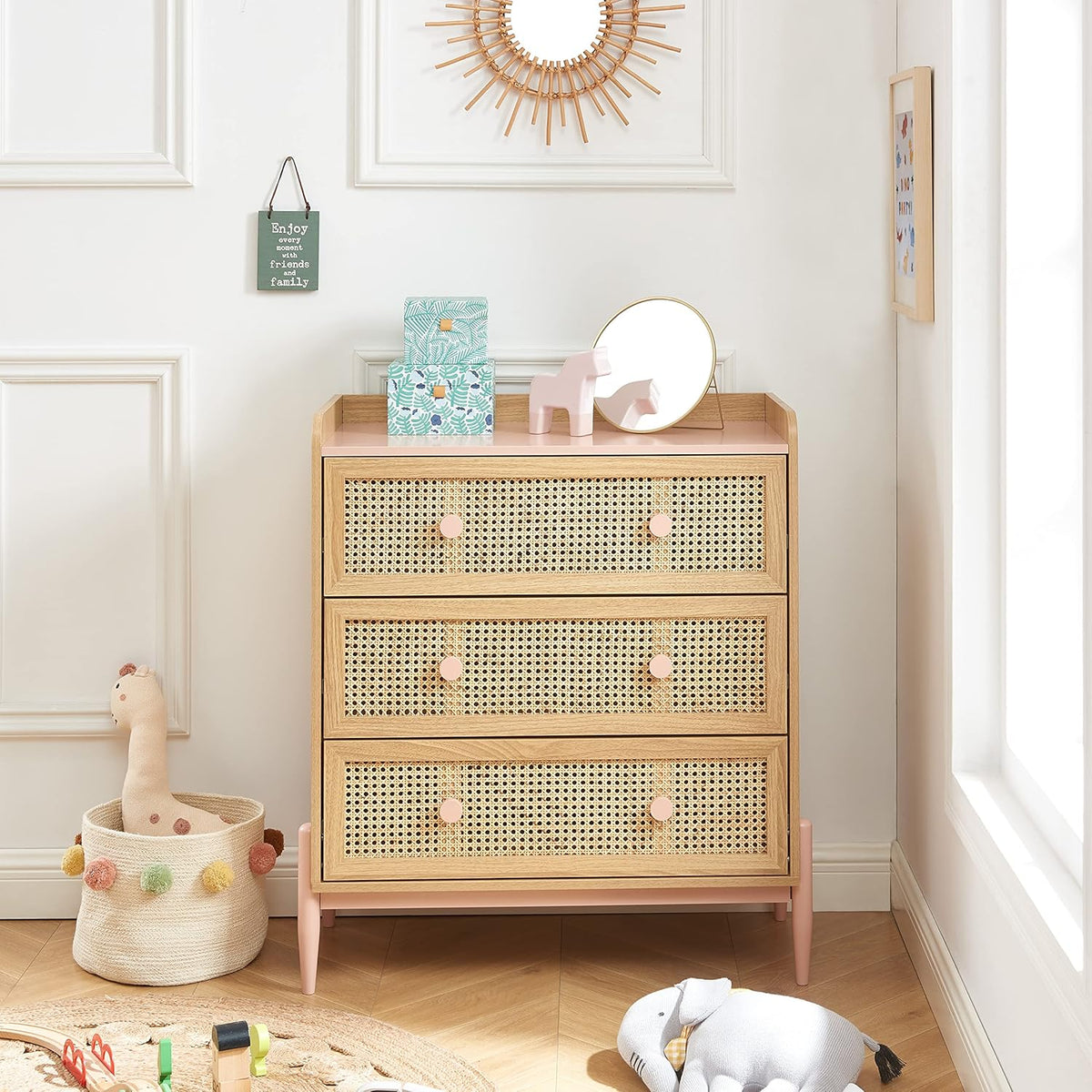 BAÏTA Kindercommode Pablo roze en rotan riet