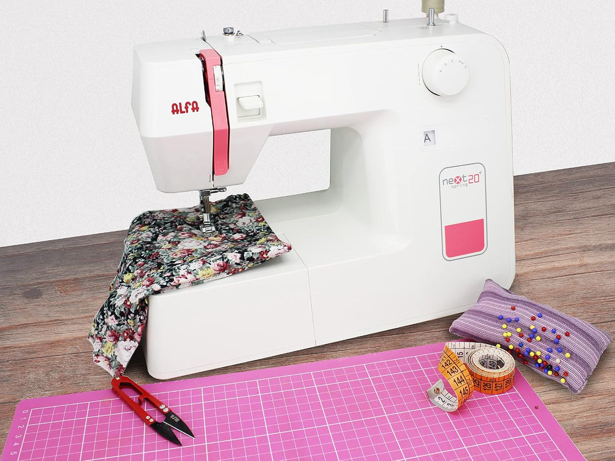 Naaimachine – Elektrische Naaimachine – Huishoud Naaimachine – Stikmachine – Draagbare Naaimachine – Koraalroze – Compact Formaat 30 X 19 X 37 Cm – Dubbele Naaivoet Voor Dikkere Stoffen