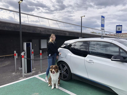 EV + E-auto-laadkabel Spiraal Type 2 naar Type 2 IEC 62196, 3 Meter Draagbare Laadkabel 1-Fase 32A 7.2 kW Zwart met Draagtas, Kabel voor Elektrisch Voertuig, Type 2 Oplader Laadkabel Elektrische Auto
