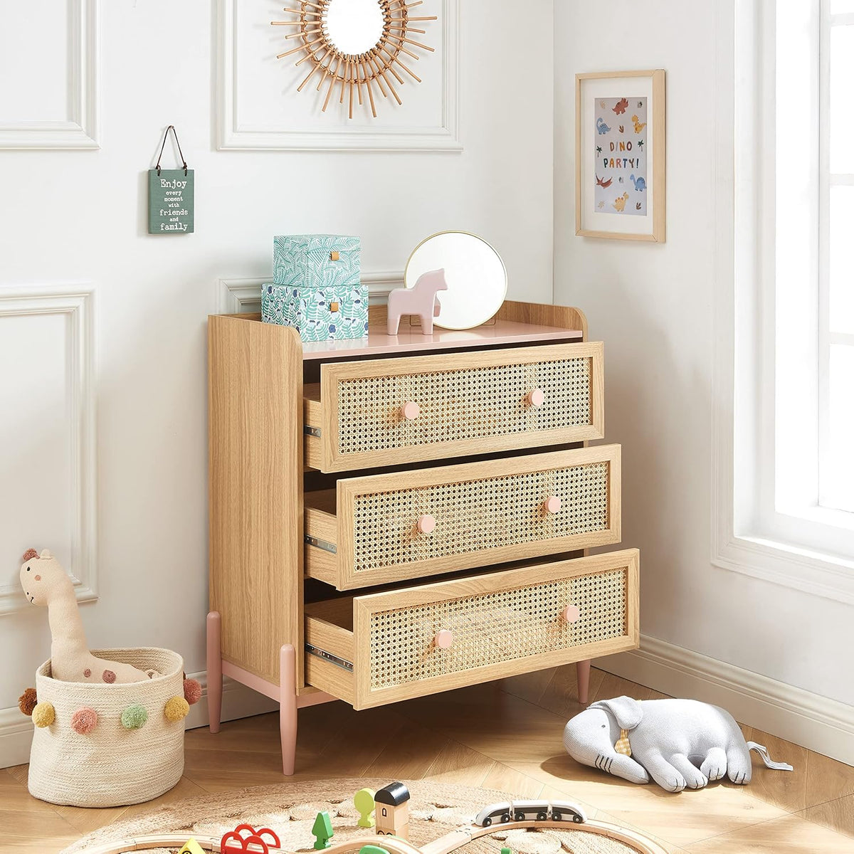 BAÏTA Kindercommode Pablo roze en rotan riet