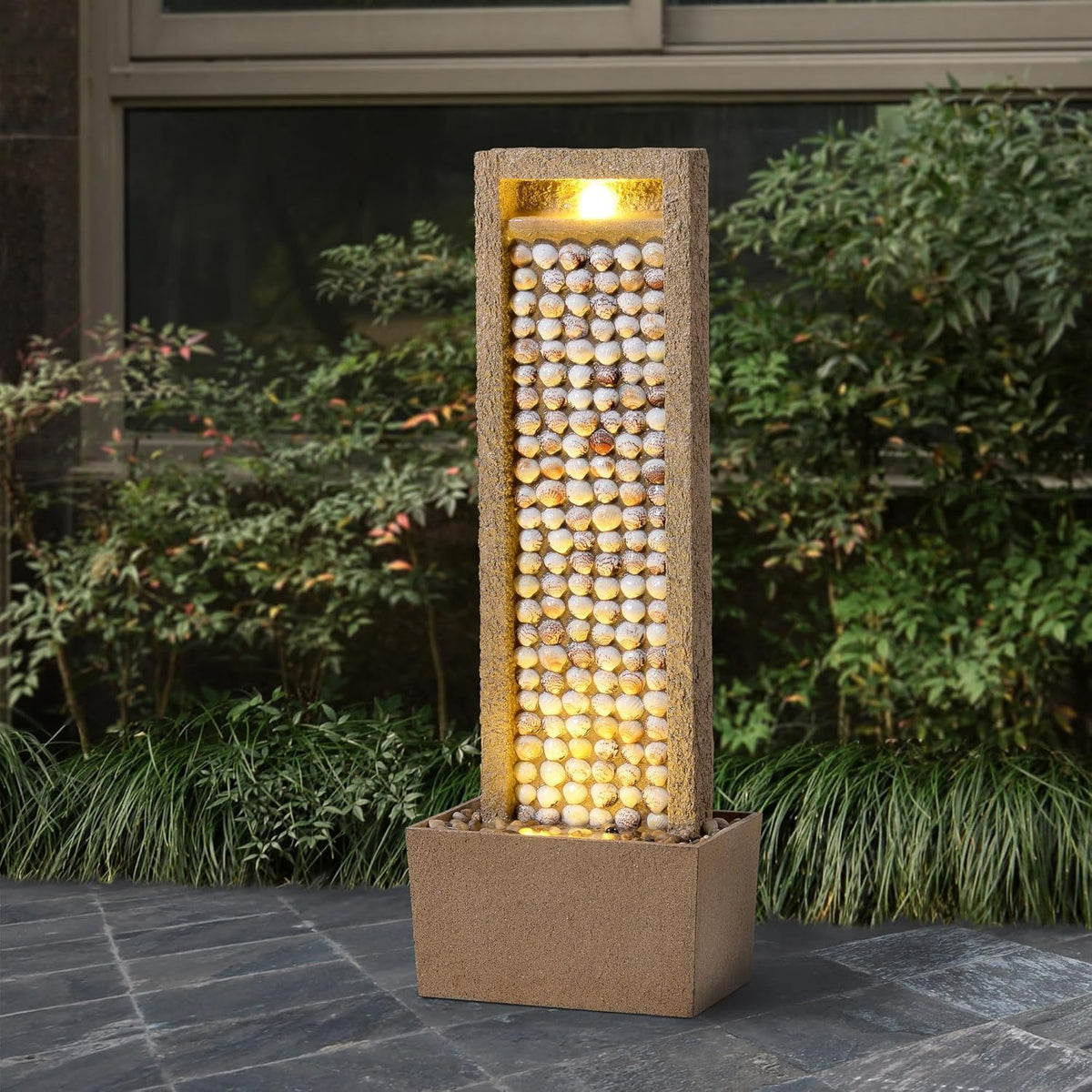 Teamson Home Tuin Buitenfontein Hoge Watervalfontein met Warme LED-verlichting Gelaagd Rotsontwerp Schelpen