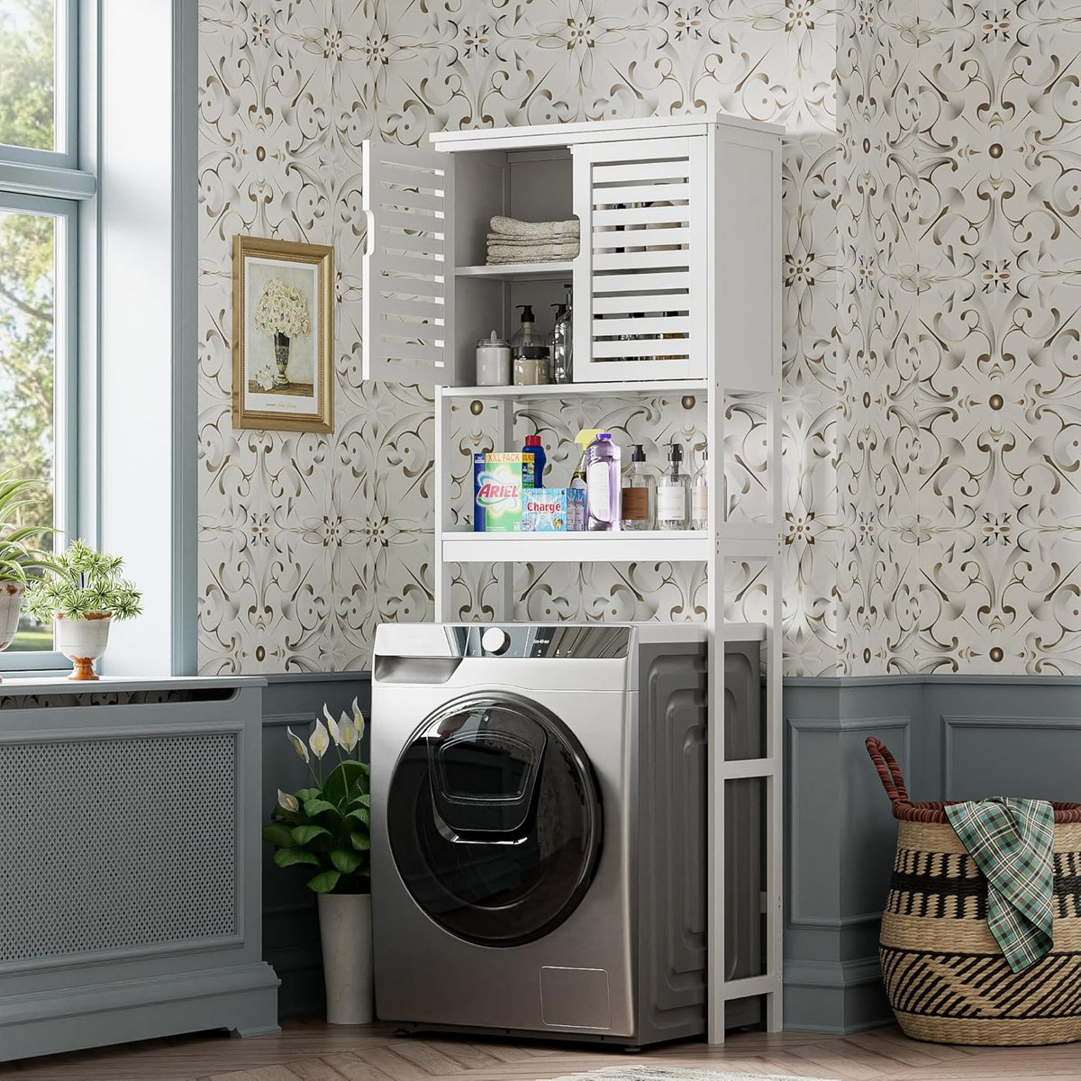 SMIBUY Badkamer boven het toilet opbergkast, 2-deurs bamboe kast organizer, vrijstaand ruimtebesparend toiletrek met verstelbare binnenplank en open plank (wit)