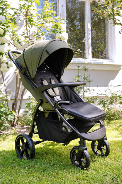 MoMi Miya EVA, kinderbuggy vanaf de 6e maand (tot 22 kg), verstelbare 5-punts veiligheidsgordel, boodschappenmand, voetenzak, bekerhouder, regenbescherming en insectenbescherming