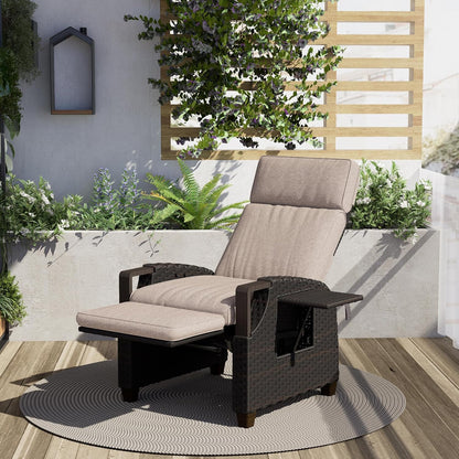 Grand patio Relaxligstoel, ligstoel met zitkussen, armleuningstoel, verstelbare rugleuning, rotan zonneligstoel voor binnen, buiten, donkergrijs -crème zitkussen en bruin rotan - QUORE