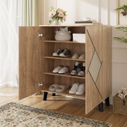 Schoenenkast – Schoenopbergkast – Schoenenrek – Schoenmeubel – Schoenenkast Hout – Modern Design – Decoratief Rattan Patroon – Compact 80x32x91 cm – Gesloten Deuren – Ruime Opbergruimte