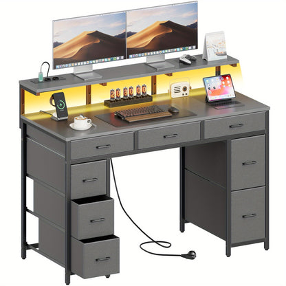 Modern Bureau – Werkplek Desk – Gaming Tafel – Computerbureau – Studiebureau – 120 cm Breed – 8 Laden, Ingebouwde Stopcontacten & Verstelbare Monitorstandaard – Stevig Grijs Design