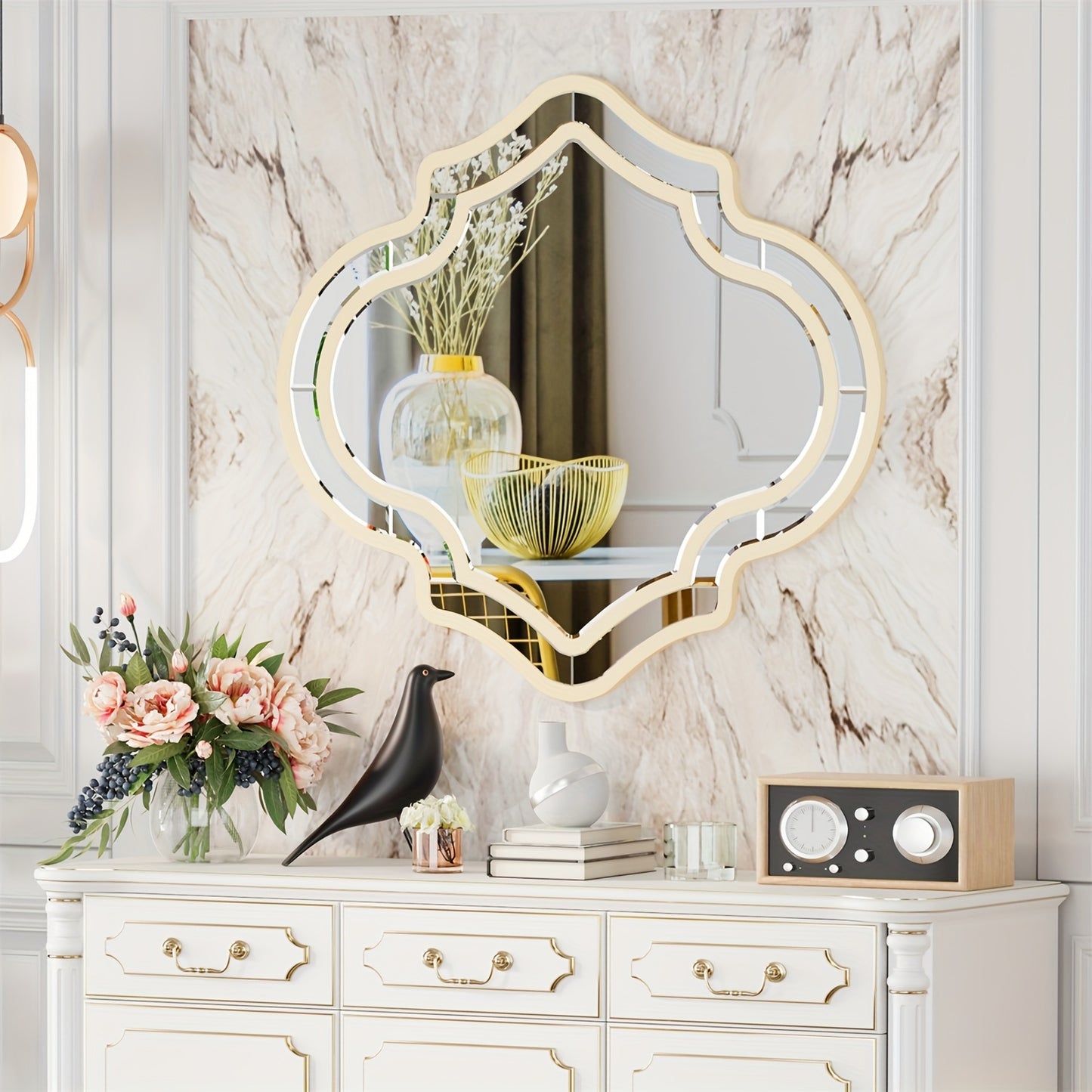 Wandspiegel – Muurspiegel – Decoratiespiegel – Interieurspiegel – Onregelmatige Spiegel – 88x80 cm – Gouden Rand – Ruimtelijk Effect