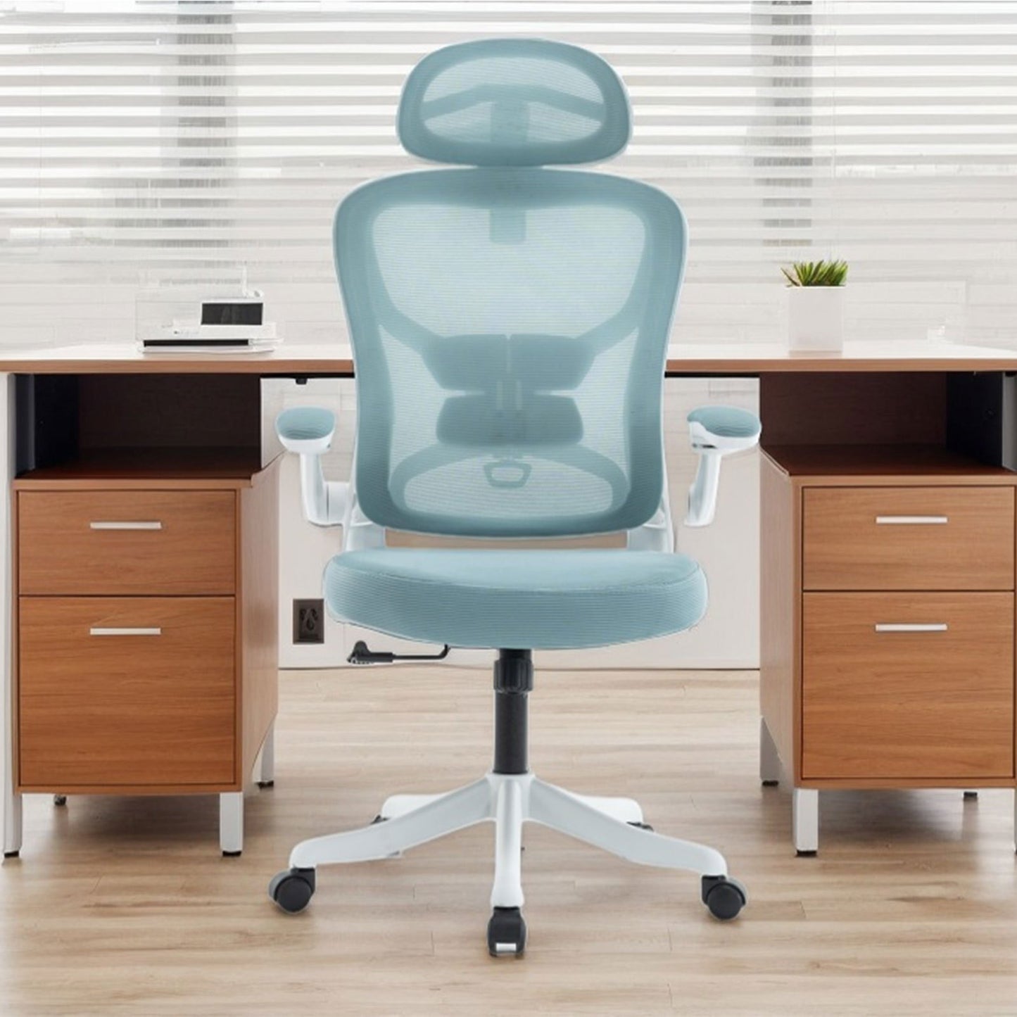 Ergonomic Office Chair, Desk Chair with Adjustable Headrest, Armrests, Lumbar Support, Swivel Chair, Rocker Function, Mesh Executive Chair, Back-Friendly, Office Chair 150 kg
