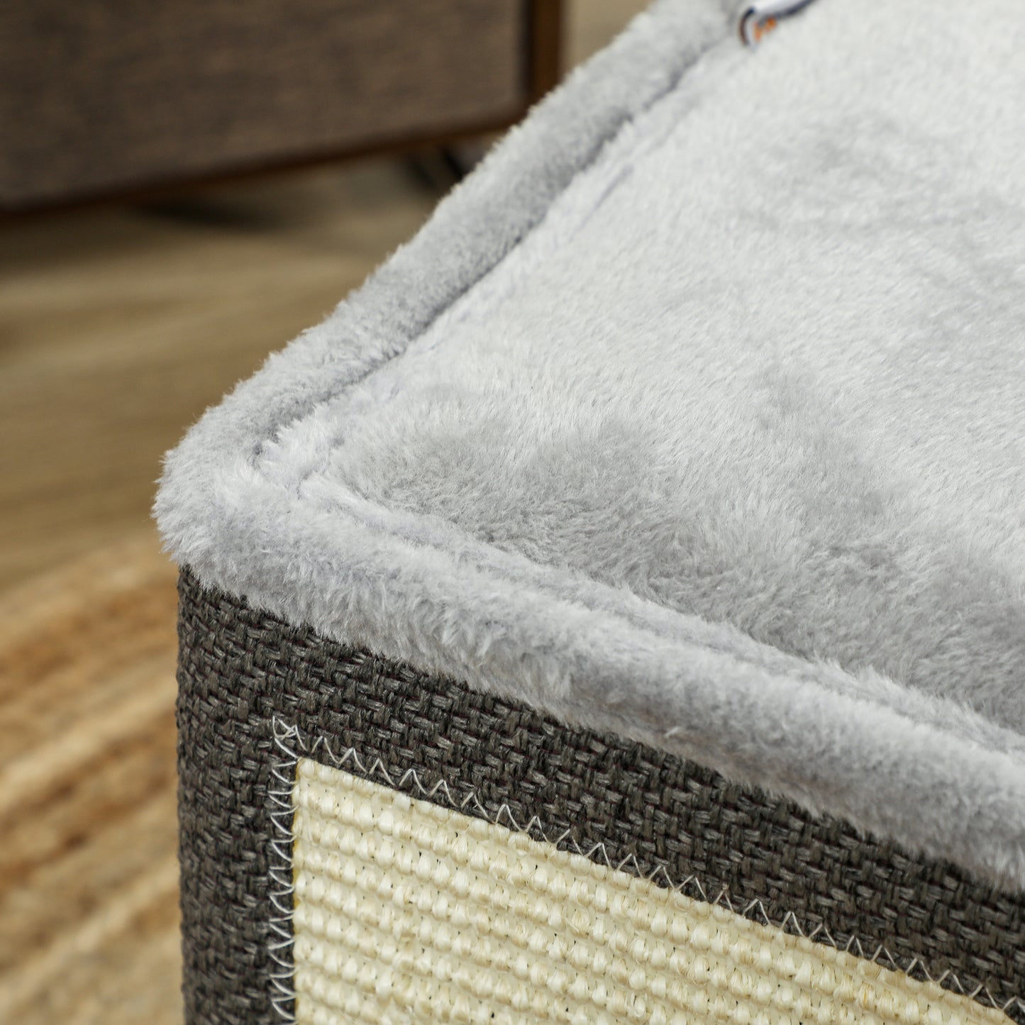 Krabton Kattenhuis Kattenkrabpaal Kattenmeubel Kattenhoek – Donkergrijs – Inclusief 2 Kussens – Sisal Krabvlak – Compact 45x45x35 cm – Pluche Zacht