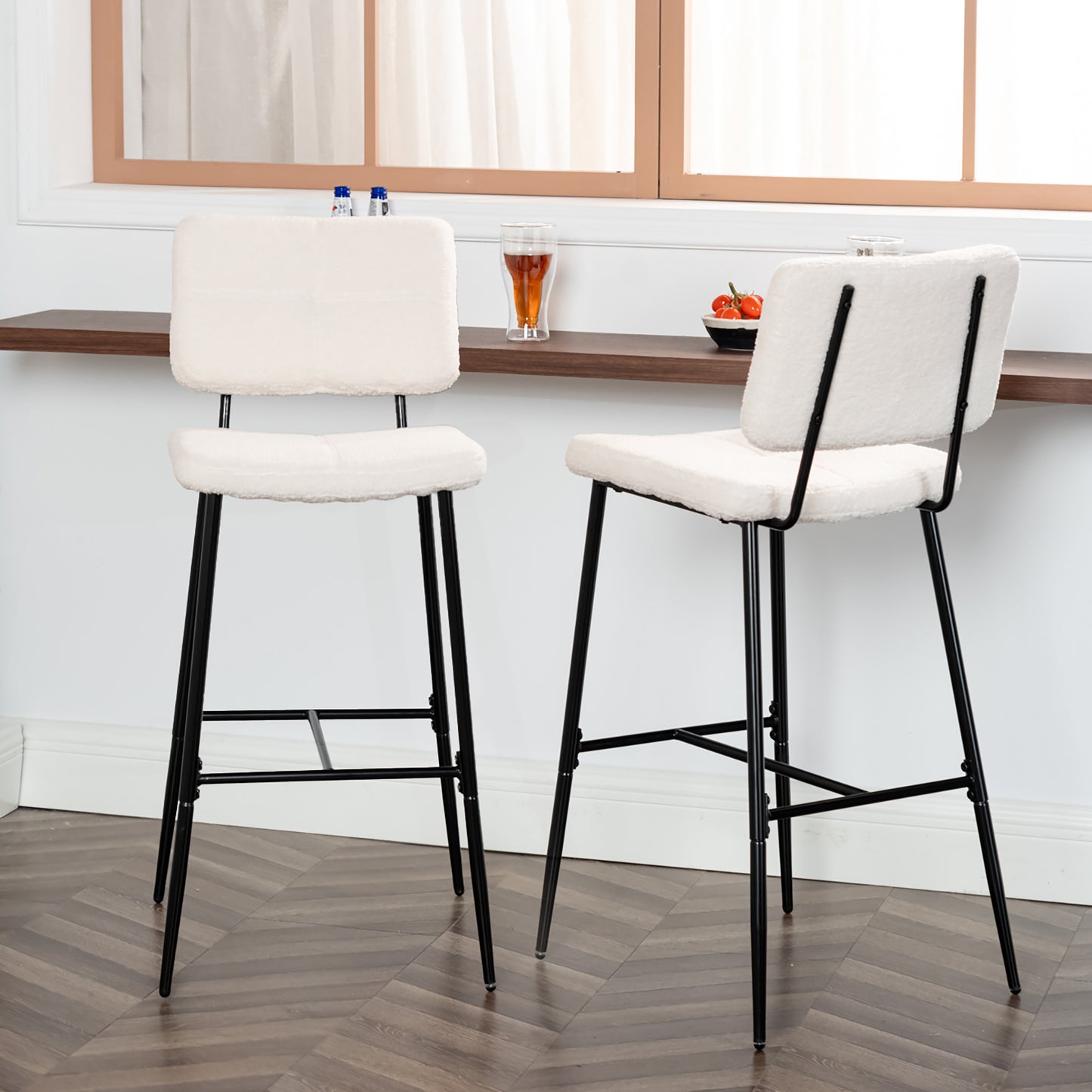 Barkrukken – Barkruk Set – Hoge Stoelen – Barstoelen – Krukken – Scandinavisch Design – Zachte Gevoerde Zit – Metalen Poten – Wit – 57x45x81,5 cm