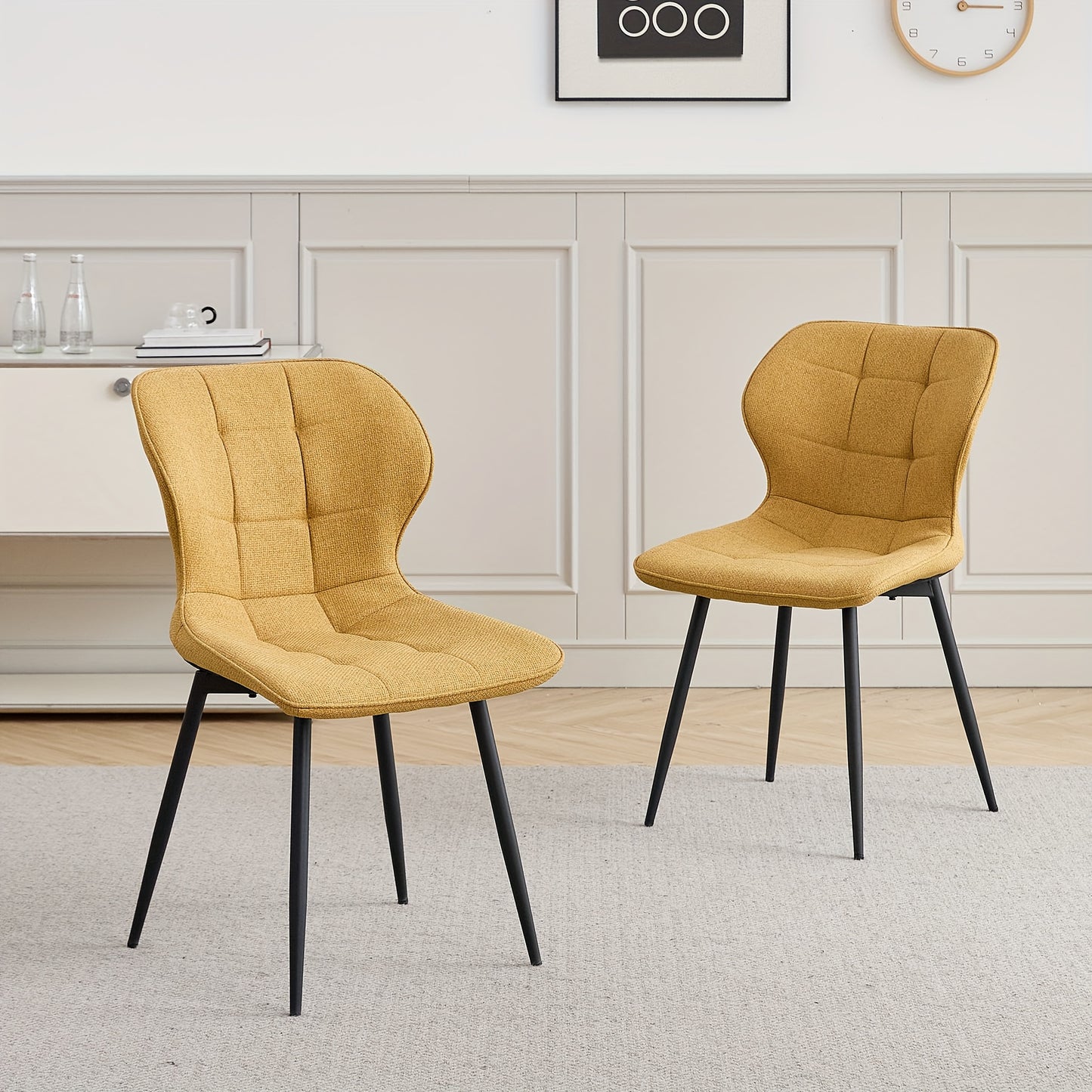 Eetkamerstoelen – Stoelen – Keukenstoelen – Zitmeubels – Meubelset – Gele Bekleding – Linnen Stoffen Zitting – Metalen Poten – Ergonomisch Ontwerp – Verstelbare Voetkappen