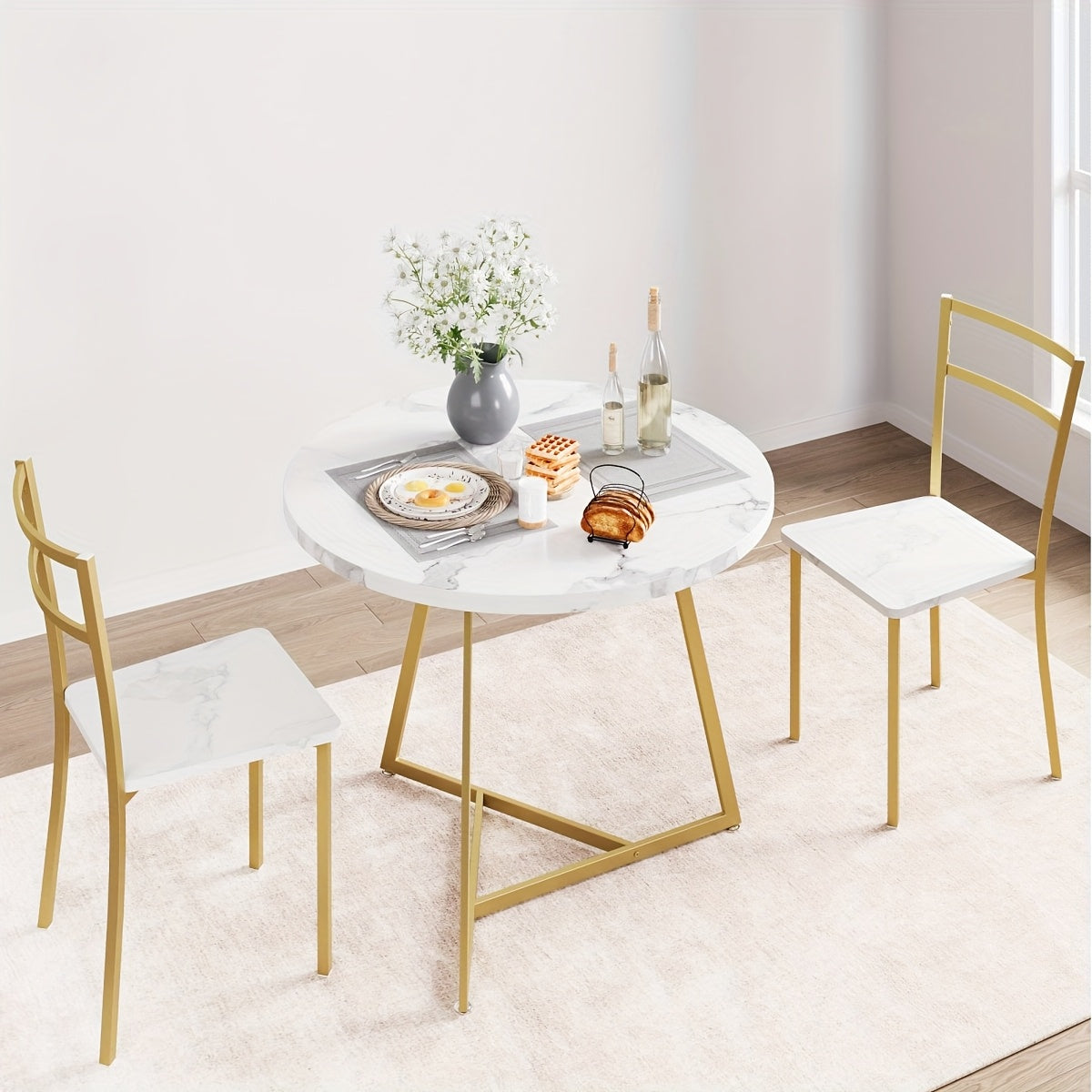 Eetkamertafel Set – Ronde Tafel – Bistro Set – Keukentafel – Dinette Set – Goudkleurig – Compact 2-Persoons – Gestoffeerde Stoelen – Stevig Stalen Frame