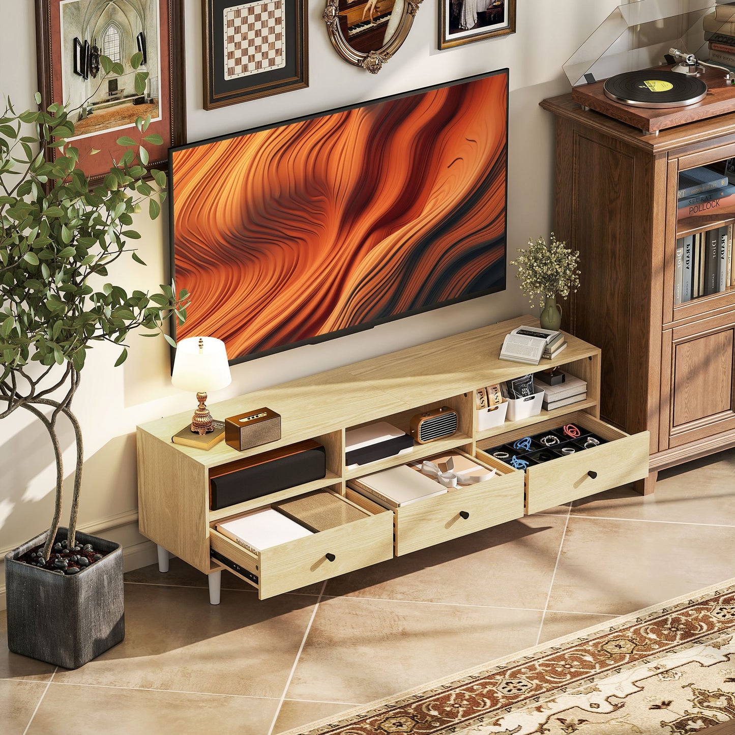 Tv-meubel – Televisiekast – Mediameubel – TV Kast – TV Dressoir – Houtlook Spaanplaat – 140x34x45 cm – Kabelbeheer – 3 Laden & 3 Open Vakken