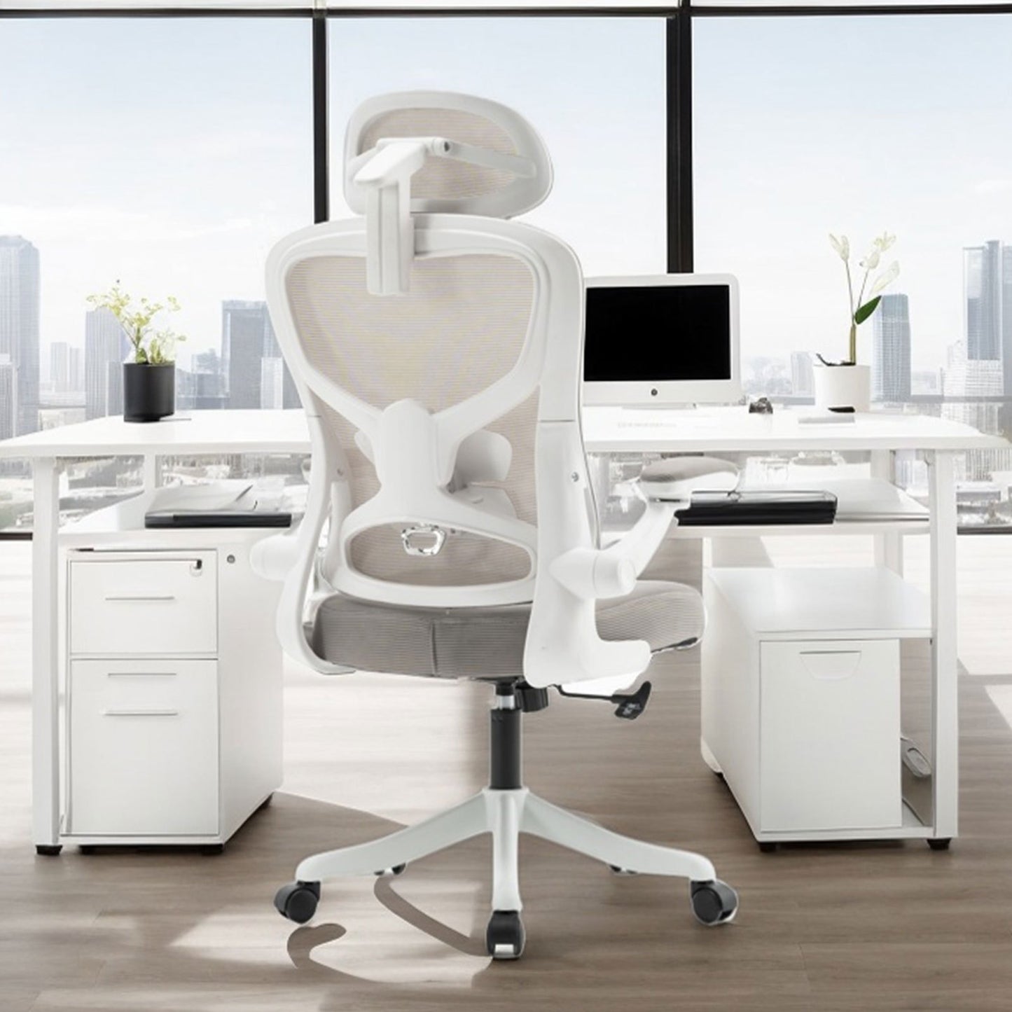 Ergonomic Office Chair, Desk Chair with Adjustable Headrest, Armrests, Lumbar Support, Swivel Chair, Rocker Function, Mesh Executive Chair, Back-Friendly, Office Chair 150 kg