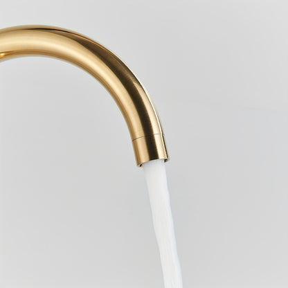 Vrijstaande Badkraan – Vloerkraan – Badmengkraan – Vloermontage Kraan – Staande Mengkraan – Geborsteld Goud – 118 cm Hoog – Keramische Valve
