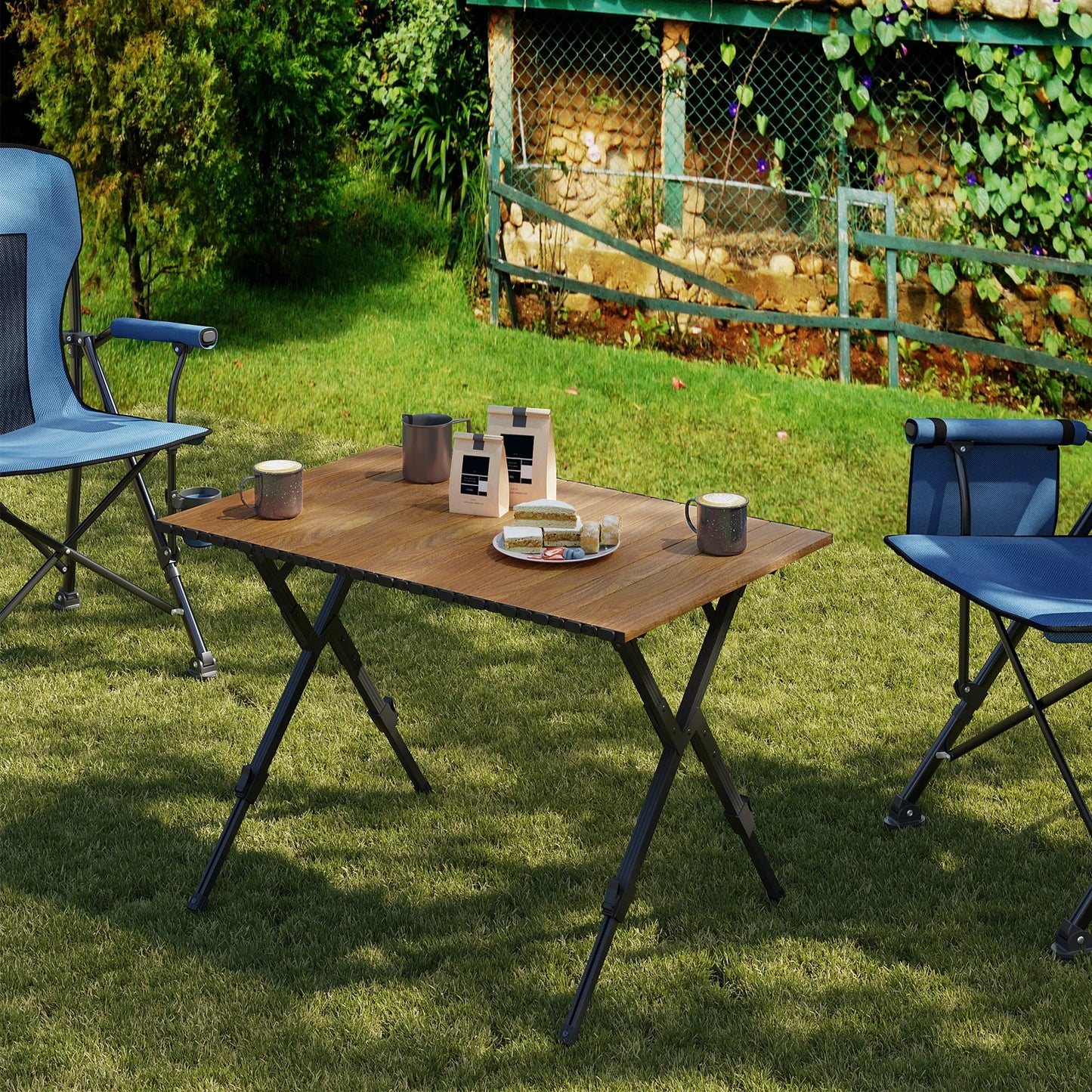 Campingtafel - Inklapbare Tafel - Klaptafel - Buiten Picknicktafel met Opbergtas - Opvouwbare - bbq Tafel - Verstelbare Hoogte - Lichtgewicht Tuin- en BBQ Tafel – Hout-look