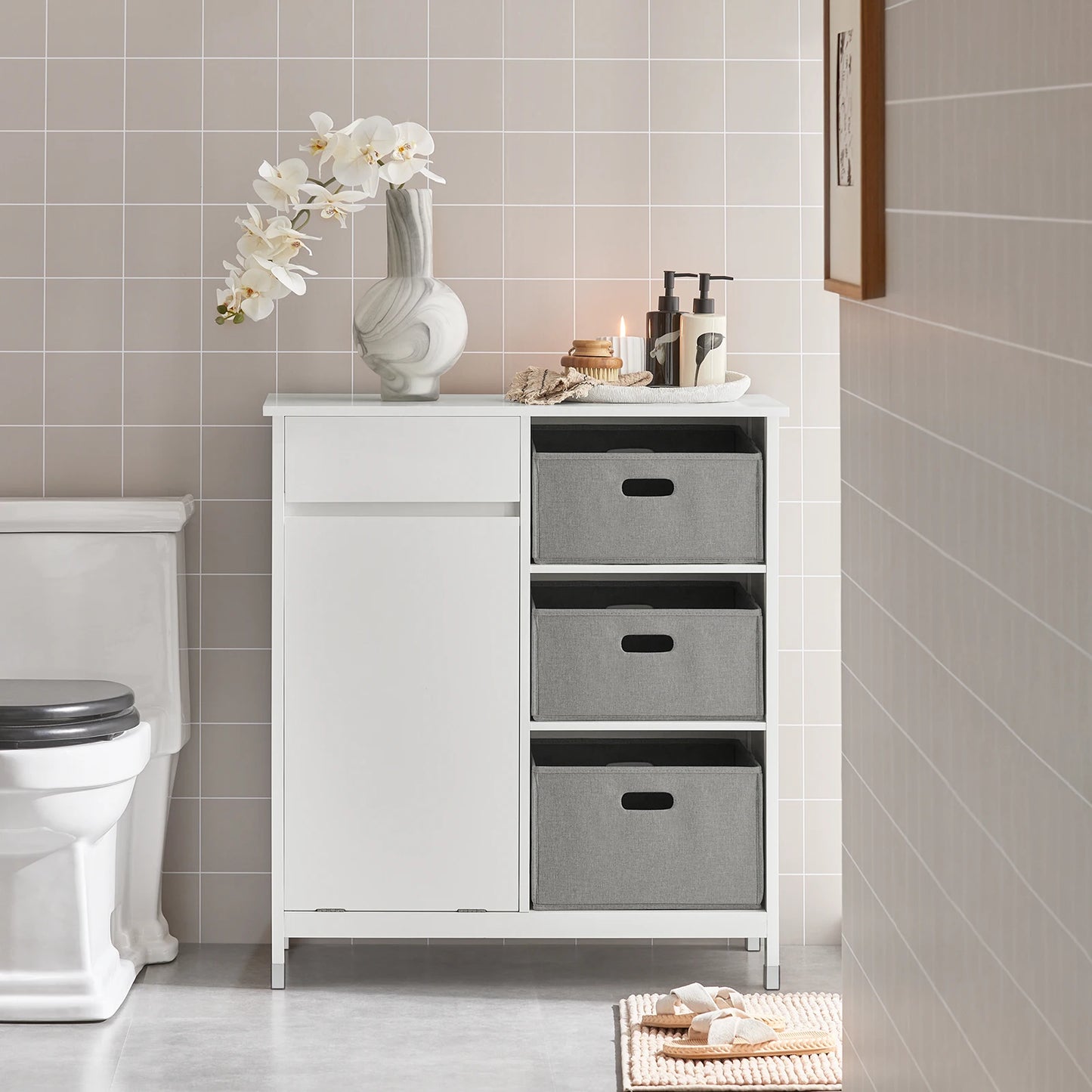 Waskast – Wasmand – Wasbak – Wasruimte Organizer – Wassen Opbergen – Wit – Drie Uitklapbare Wasmanden – Compact Formaat 80x91x38 cm - QUORE