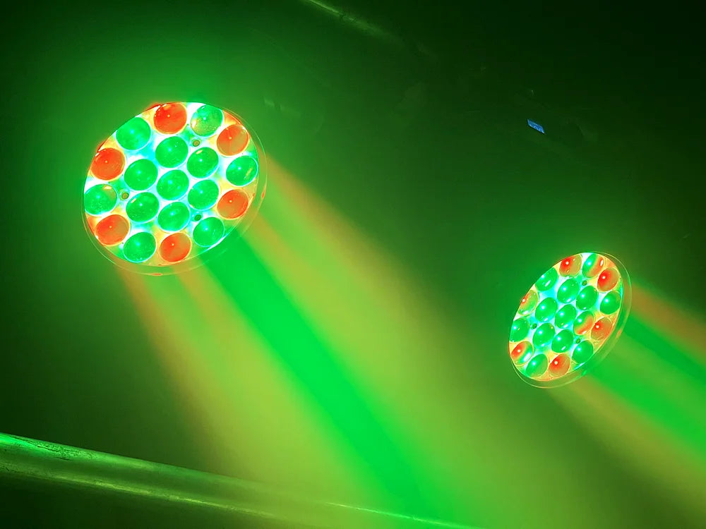 Movingheadlicht – Discolamp – Podiumverlichting – DJ Licht – LED Moving Head – RGBW 4in1 – 540° Draaibereik – 150W LED Beam – DMX512 Besturing - QUORE