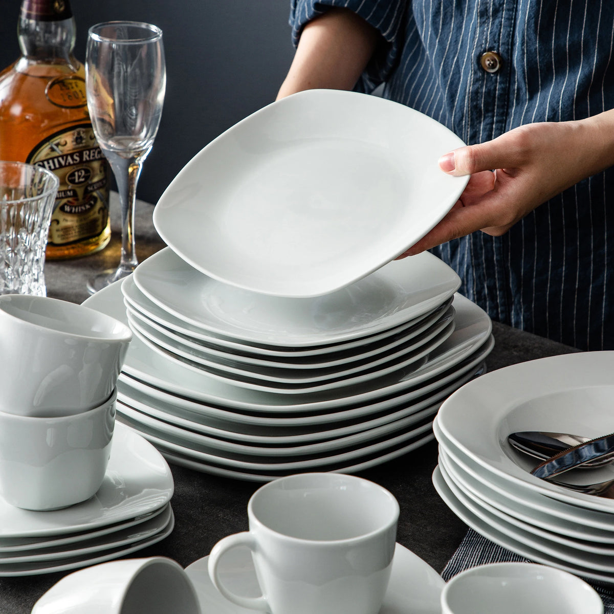 Servies - Servies set - 30-Delig - Porselein Serviesset – Luxe Keramiek Diner Set – Servies voor 6 Personen – Vaatwasser & Magnetronbestendig - Wit - QUORE