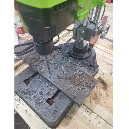Tafelboormachine – Boormachine – Klusmachine – Doe-Het-Zelf – 1050W Motor – Instelbare Snelheid – 3-16 Mm Boorklemcapaciteit - QUORE