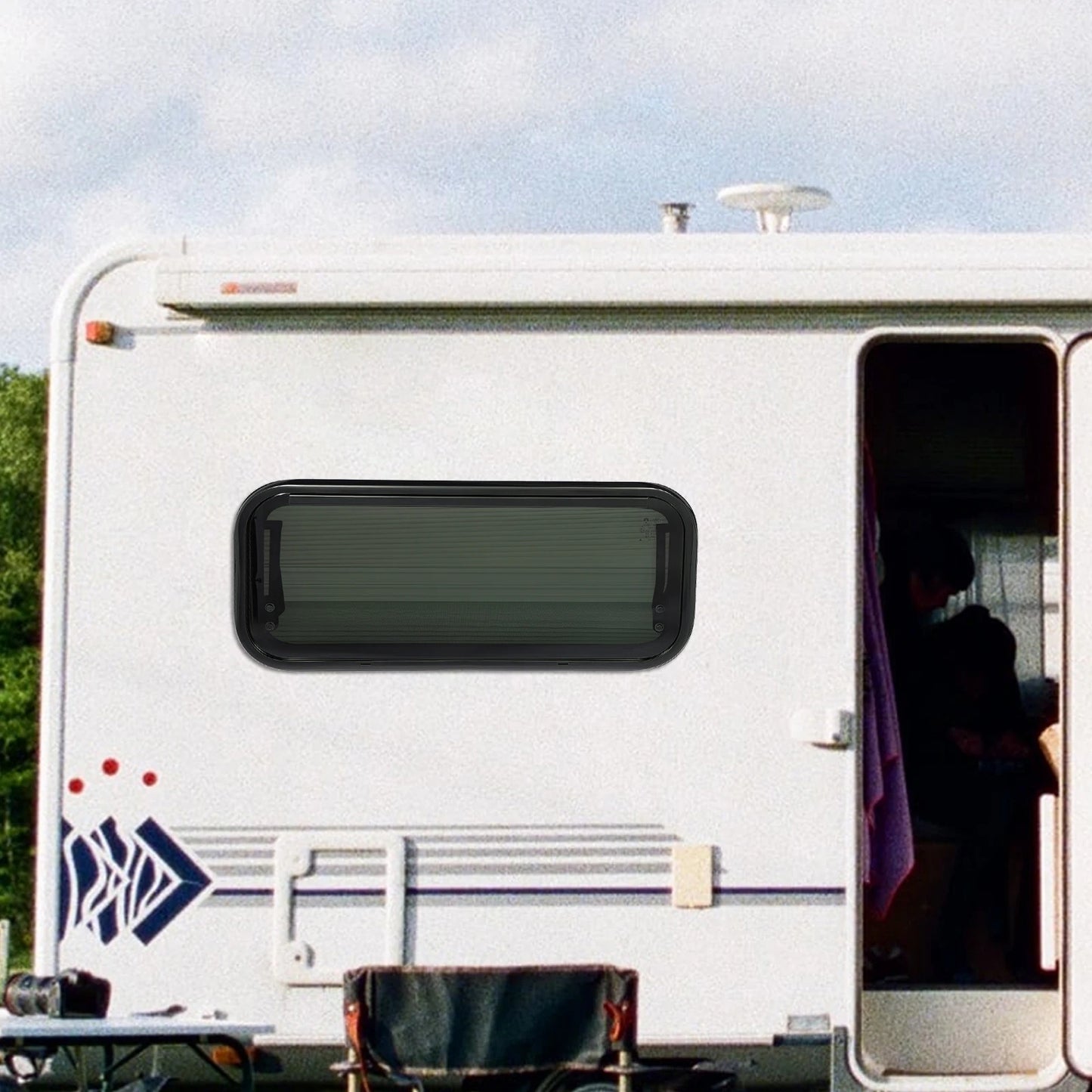 Caravanraam – Camperraam – Uitzetraam – Schuifraam – Zijraam – Afgeronde Hoeken – 70x30 cm – Getemperd Glas