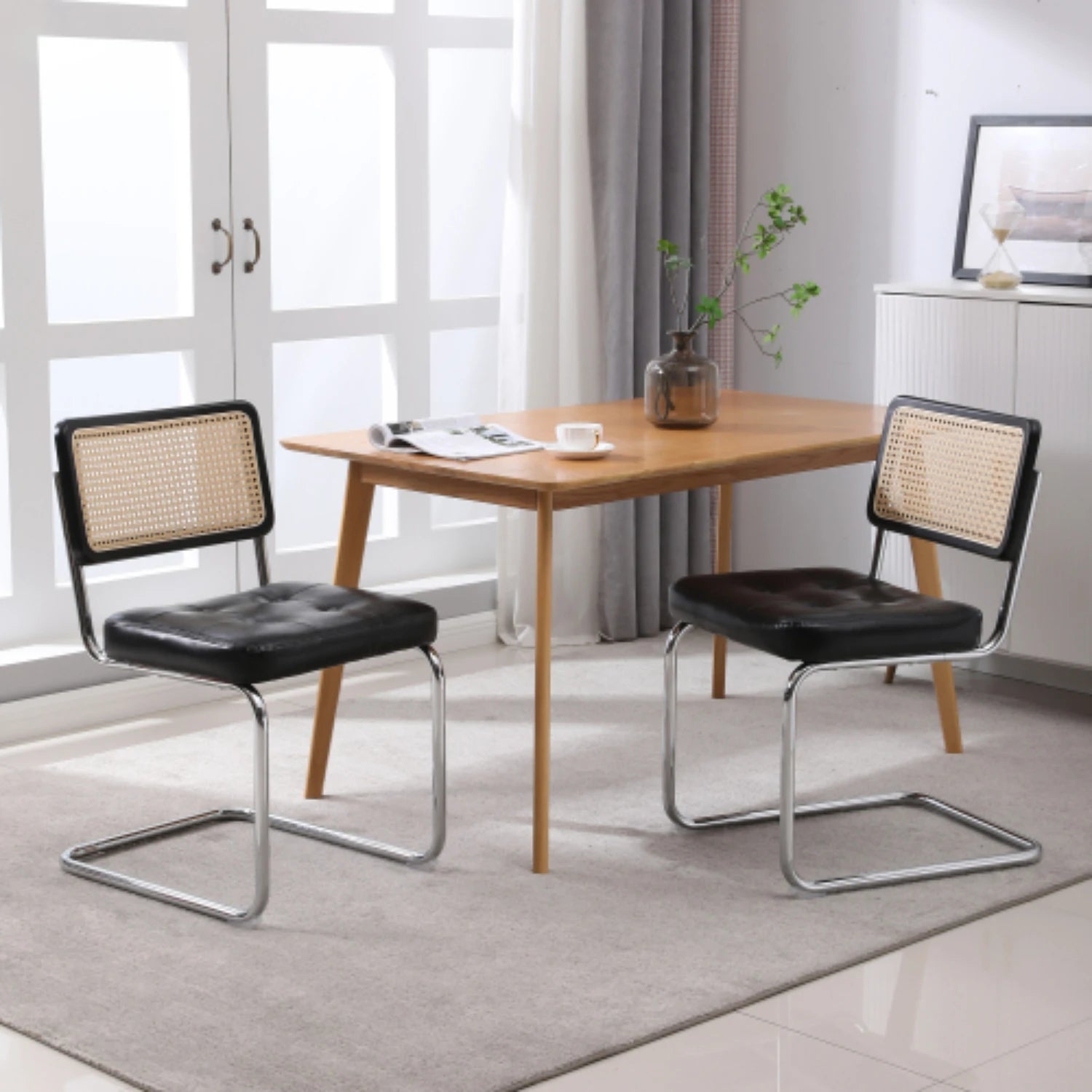 Eetkamerstoelen – Stoelen – Zitmeubels – Zithoeken – PU-Leder – Ergonomisch Design – Metalen Poten - Set van 2 - 50 x 61 x 81 cm - Zwart - QUORE