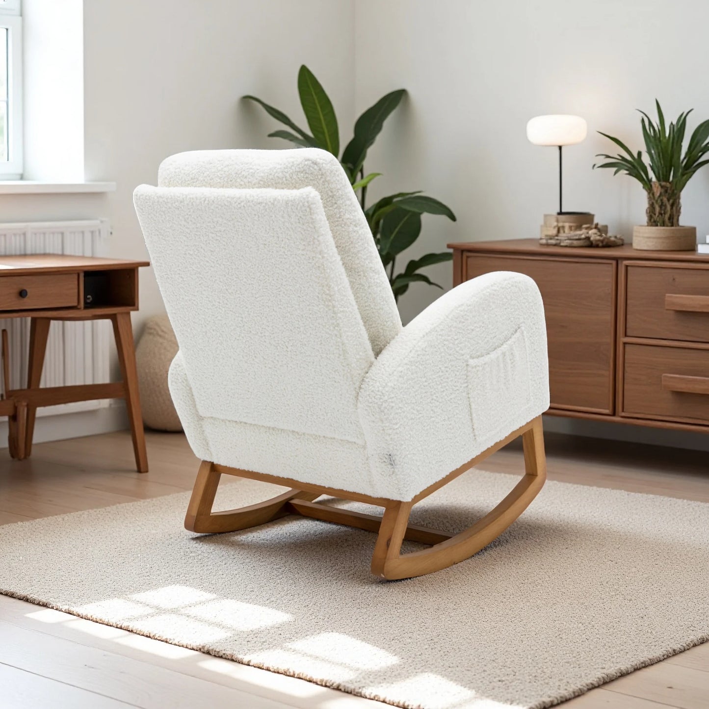 Schommelstoel – Relaxstoel – Wipstoel – Stoel Met Armleuningen – Ergonomische Rugsteun – Zachte Teddystof