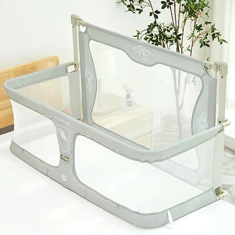 Babybed - Co-sleeper Wieg - Wieg - Dubbel Gebruik - Opvouwbaar - Ledikant - met Bedrand Bescherming - Zonder Klamboe - Beige - QUORE