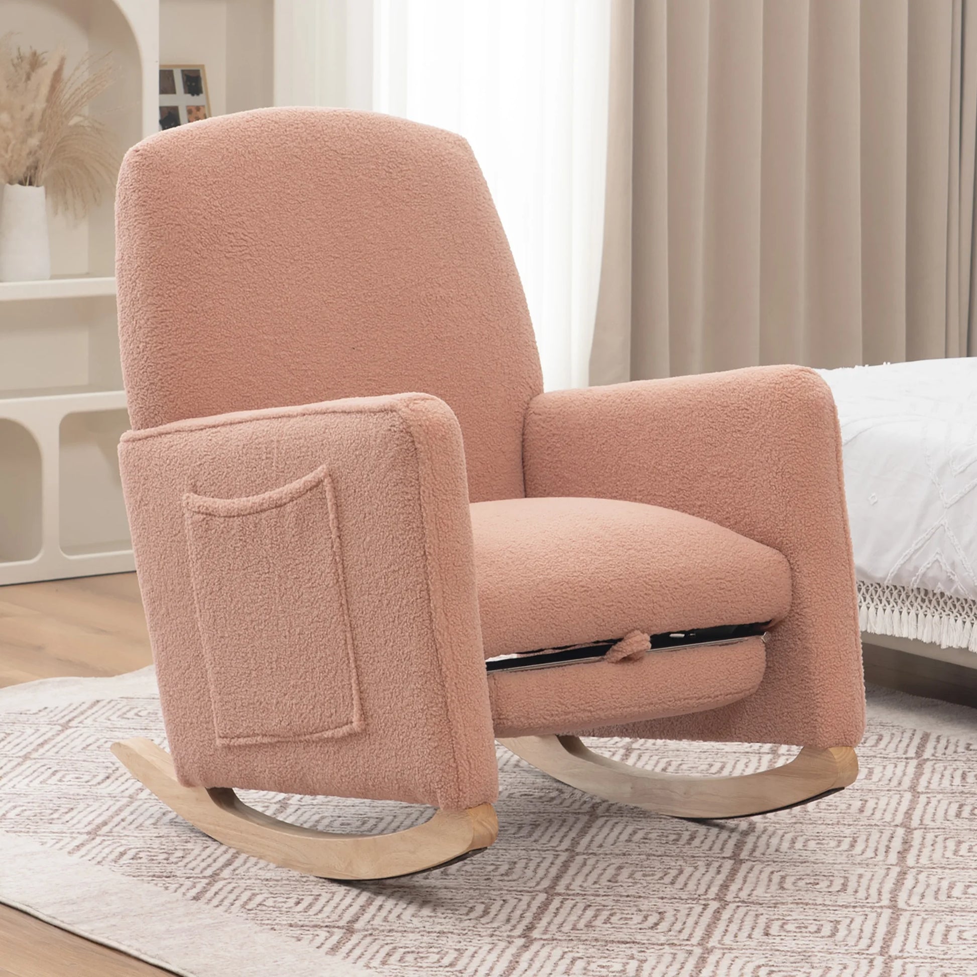 Schommelstoel - Rocking Chair - Relaxstoel - Lounge Stoel - met Kruk - Schommelstoelen Tuin - Hoge Rugleuning –  Fauteuil - Voedingsstoel - Comfortabel & Stijlvol voor Woonkamer - Wit - QUORE