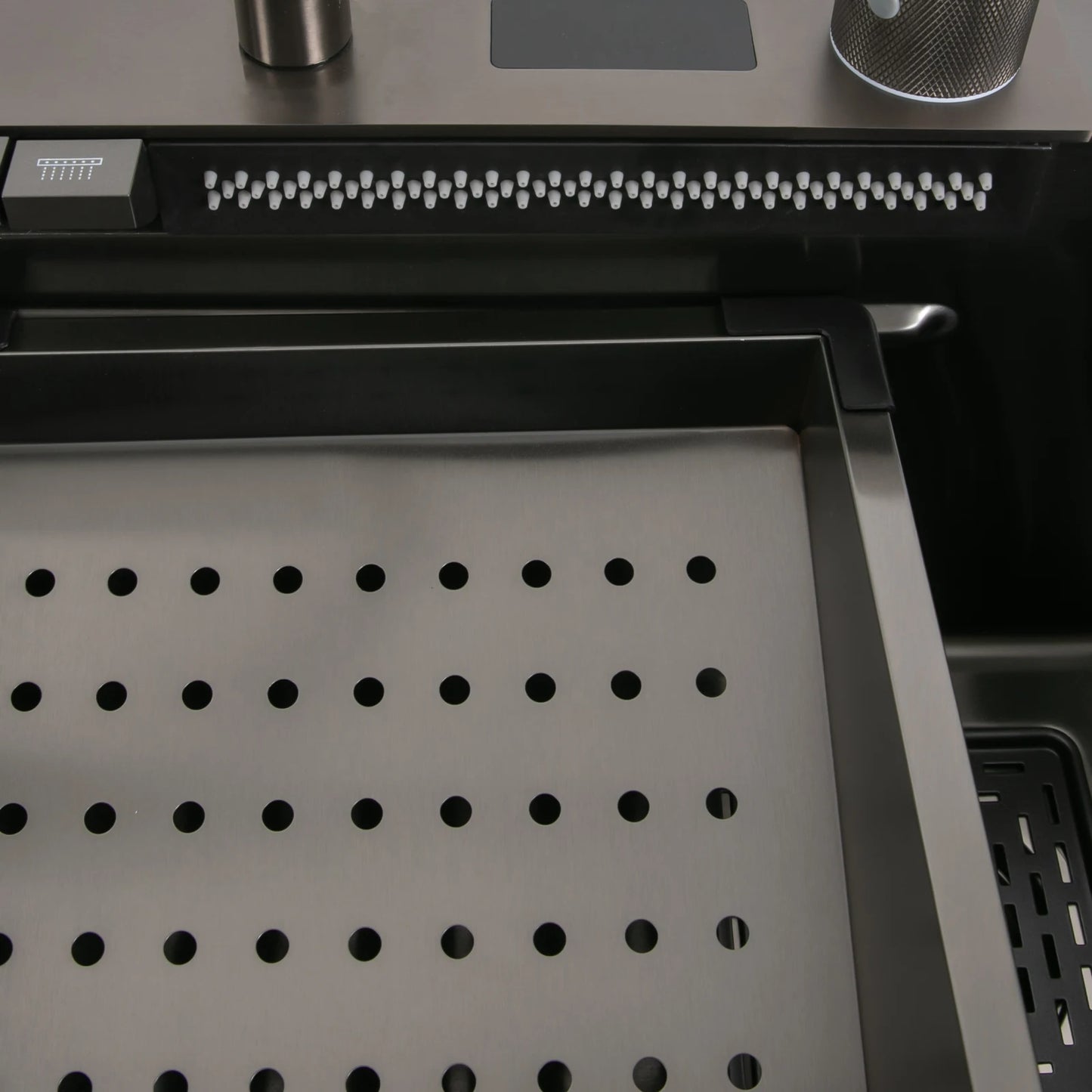 Ruime Keukenspoelbak – Dubbele Spoelbak – Werkstation Spoelbak – Keukenbak – RVS Spoelbak – Digitale Waterval Kraan – Uittrekbare Sproeikop – 80 x 46 cm – Nano Elektrolytische Coating