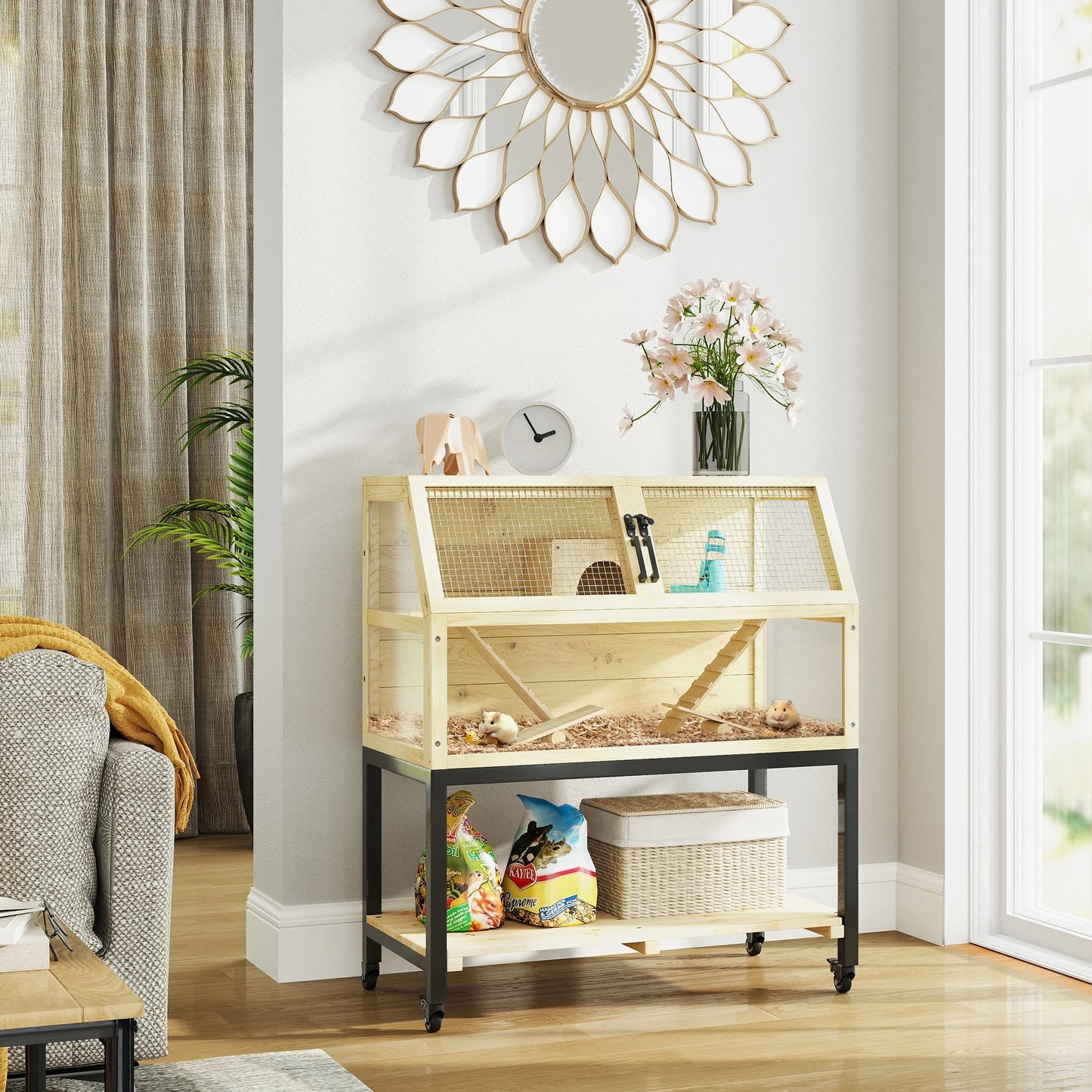 Houten Dierenkooi – Hamsterkooi – Knaagdierkooi – Kleine Huisdierkooi – Ruime Kooi Met Twee Verdiepingen – Vier Wieltjes – Opbergruimte - 87 x 43 x 101 cm - Geel - QUORE