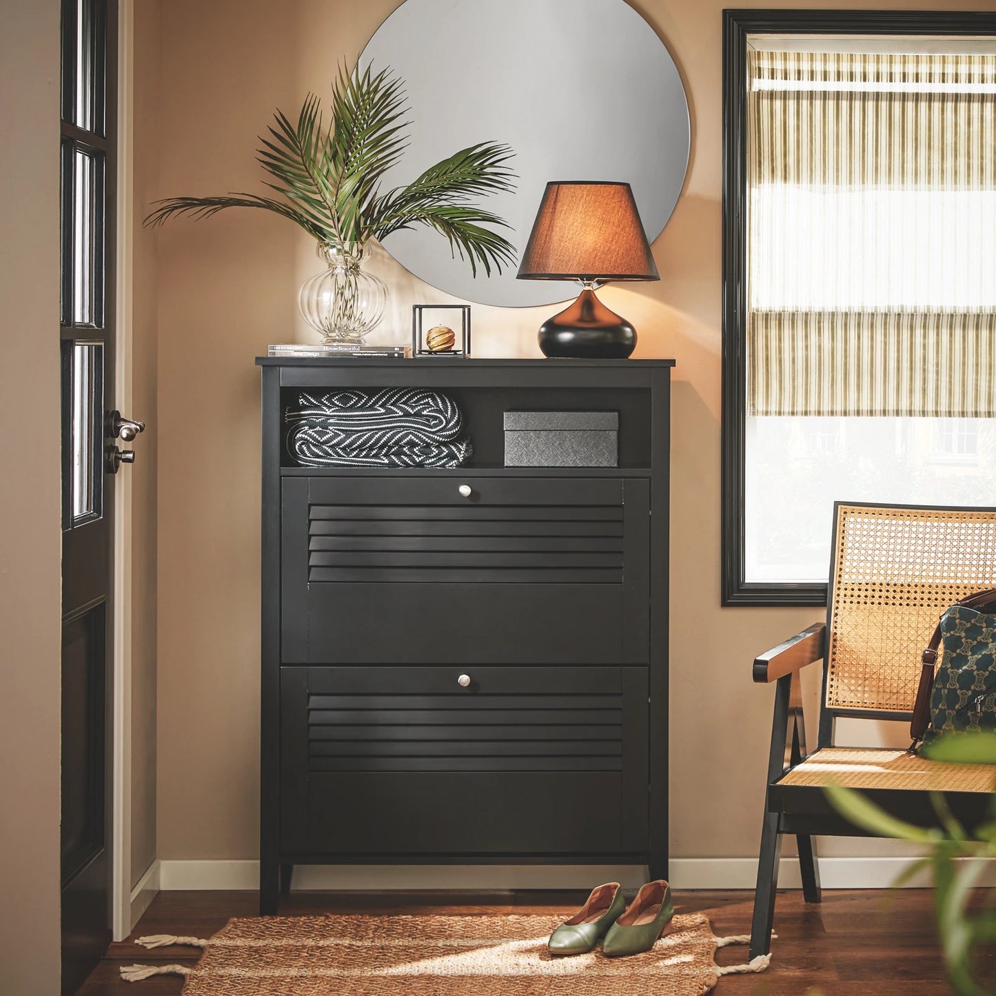 Schoenkast – Schoenopberger – Schoenrek – Schoenmeubel – Schoenkast Zwart – Compact 80x108x25 cm – Duurzaam MDF met 2 Klapdeuren